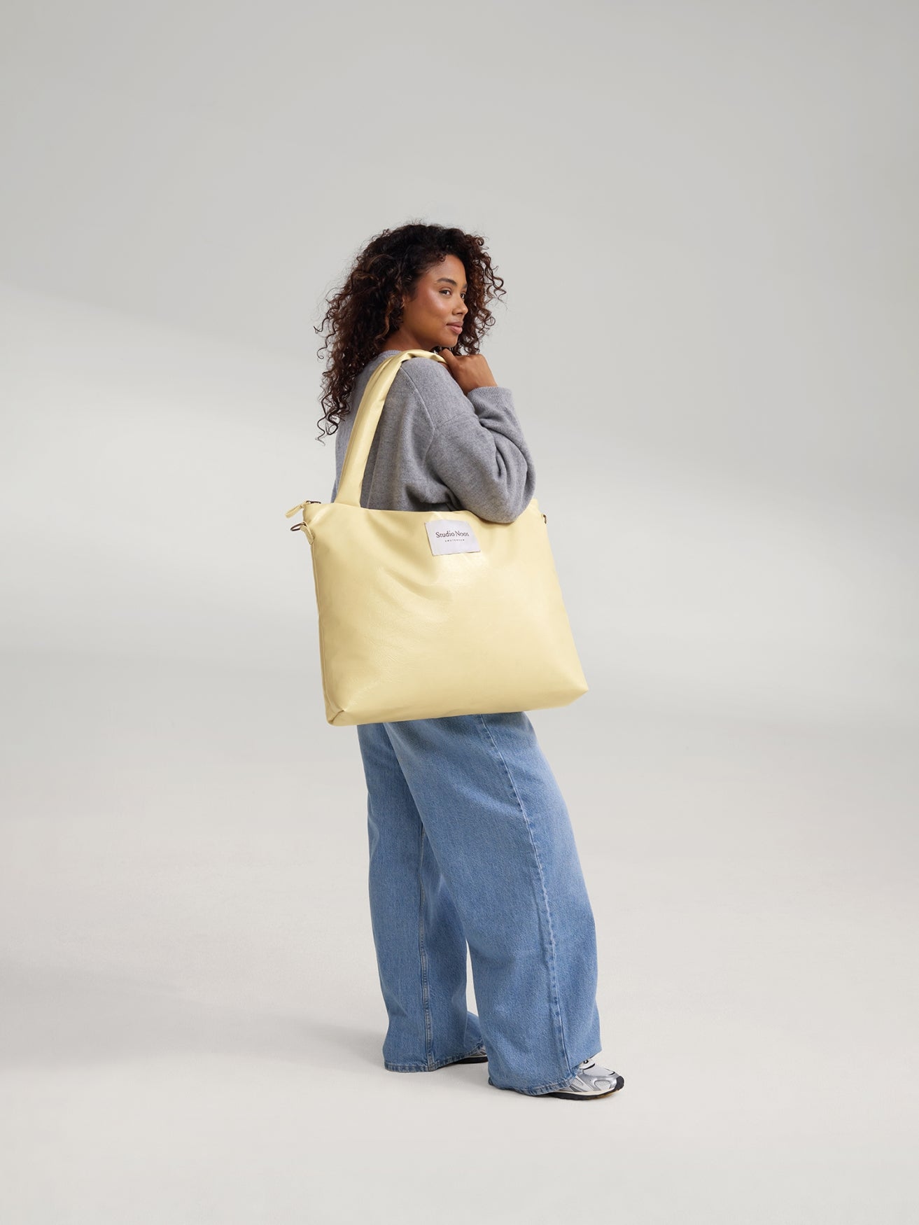 Studio Noos Vegan Wickeltasche Buttergelb