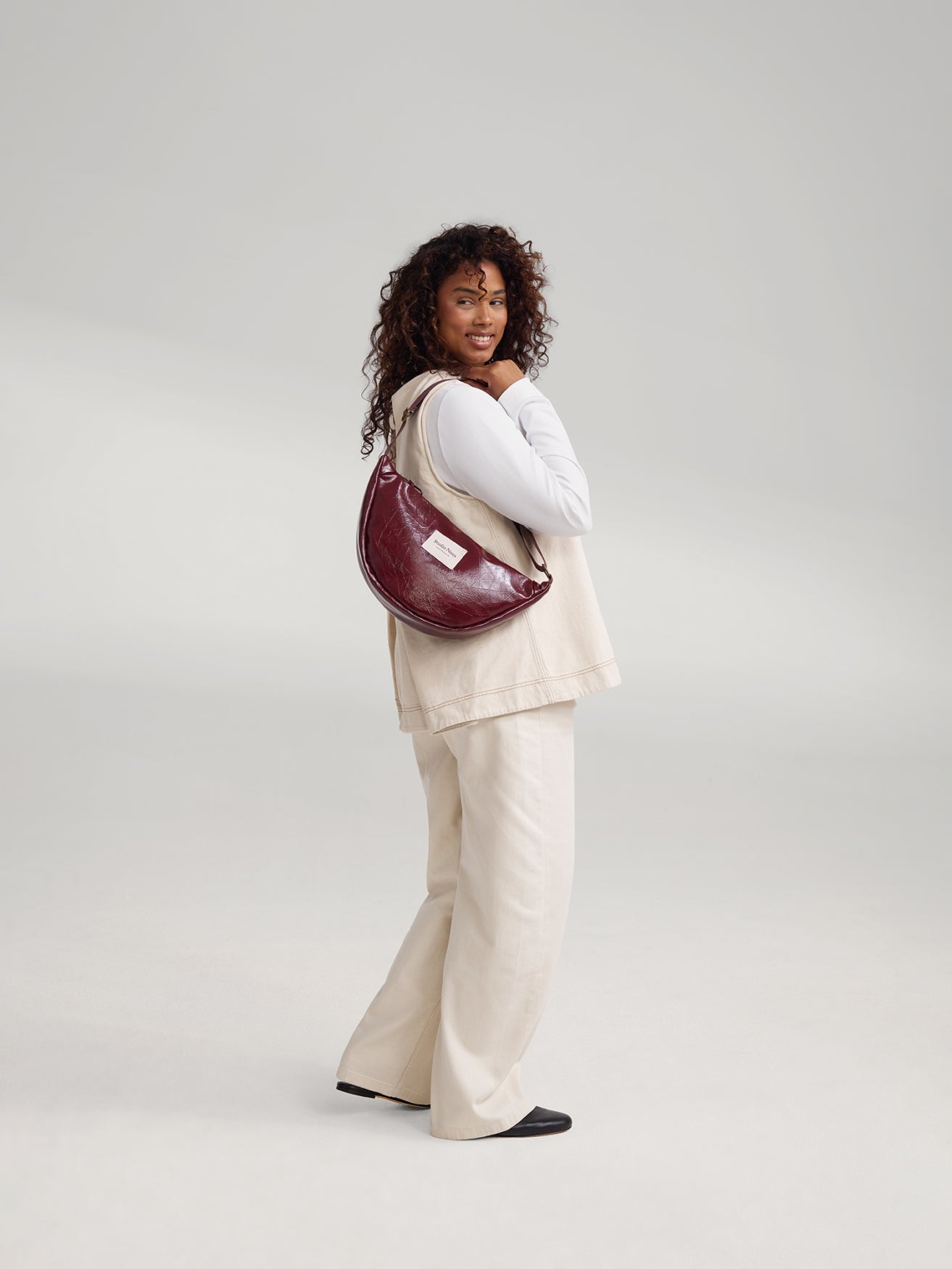 Studio Noos Adult Fanny Pack Bauchtasche burgundy vegan