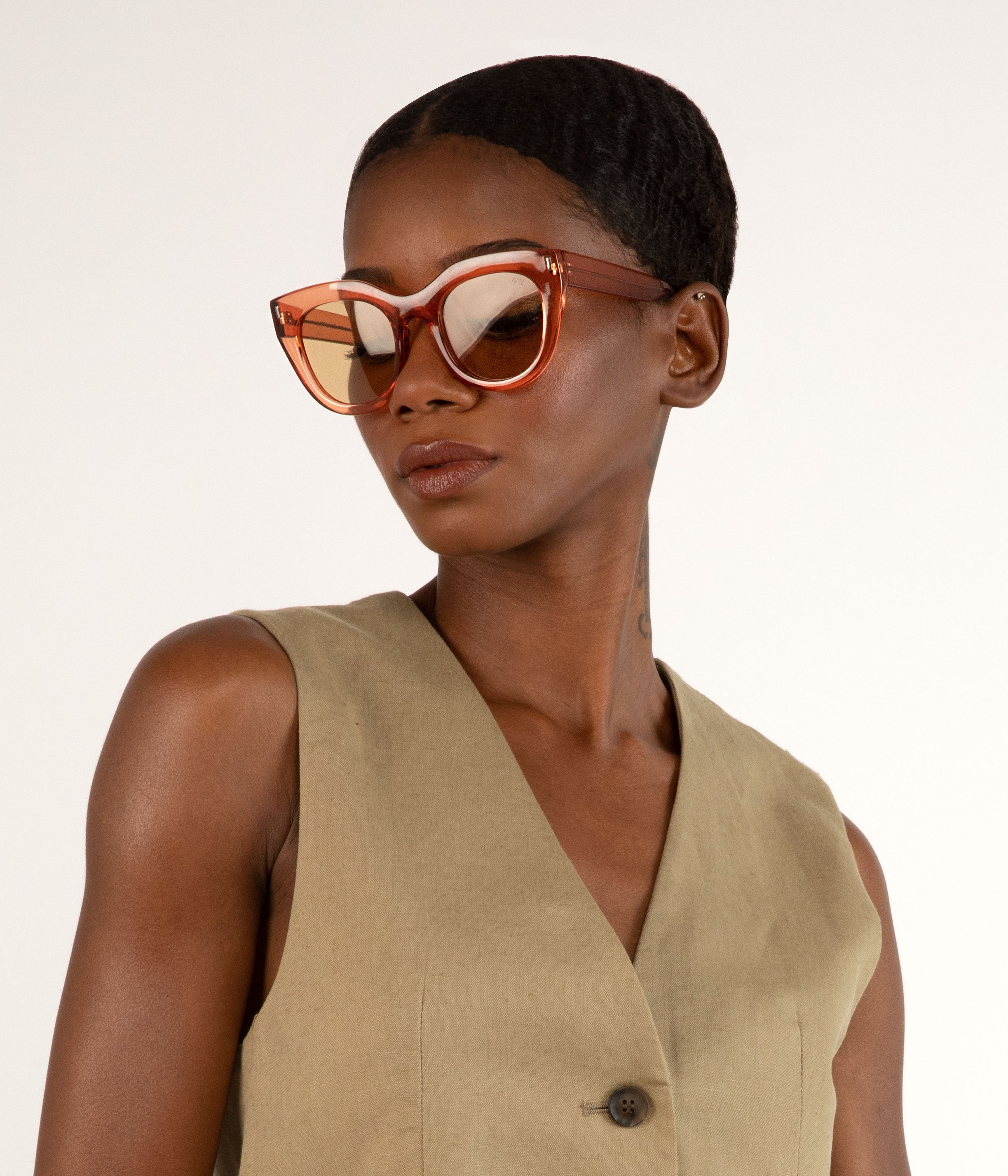Matt & Nat Charlet Wayfarer Sonnenbrille Orange polarisiert
