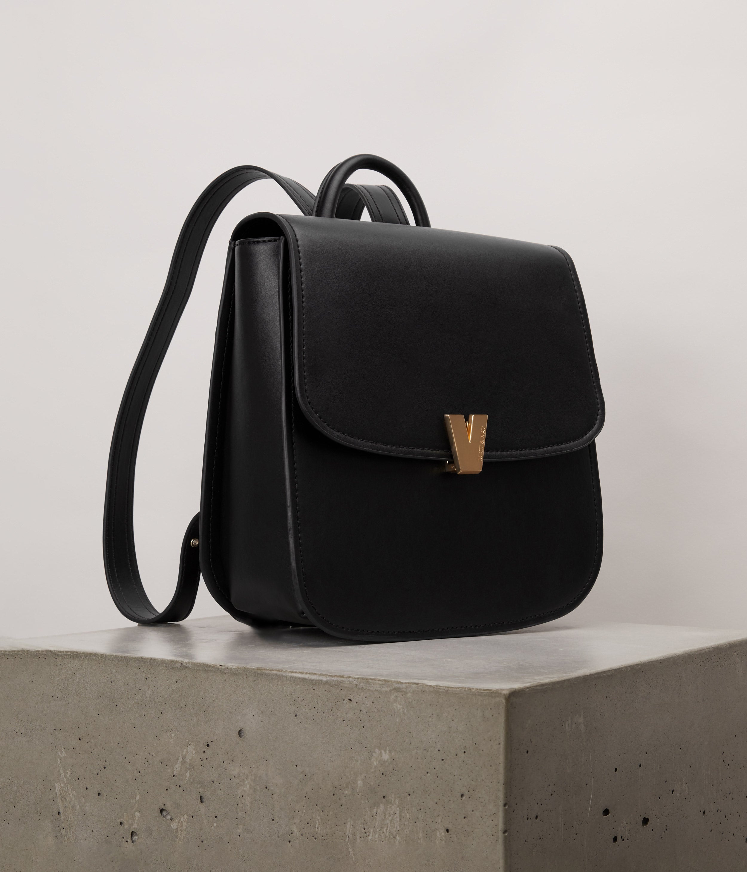 Matt & Nat Studio 901 Brooke Rucksack Schwarz