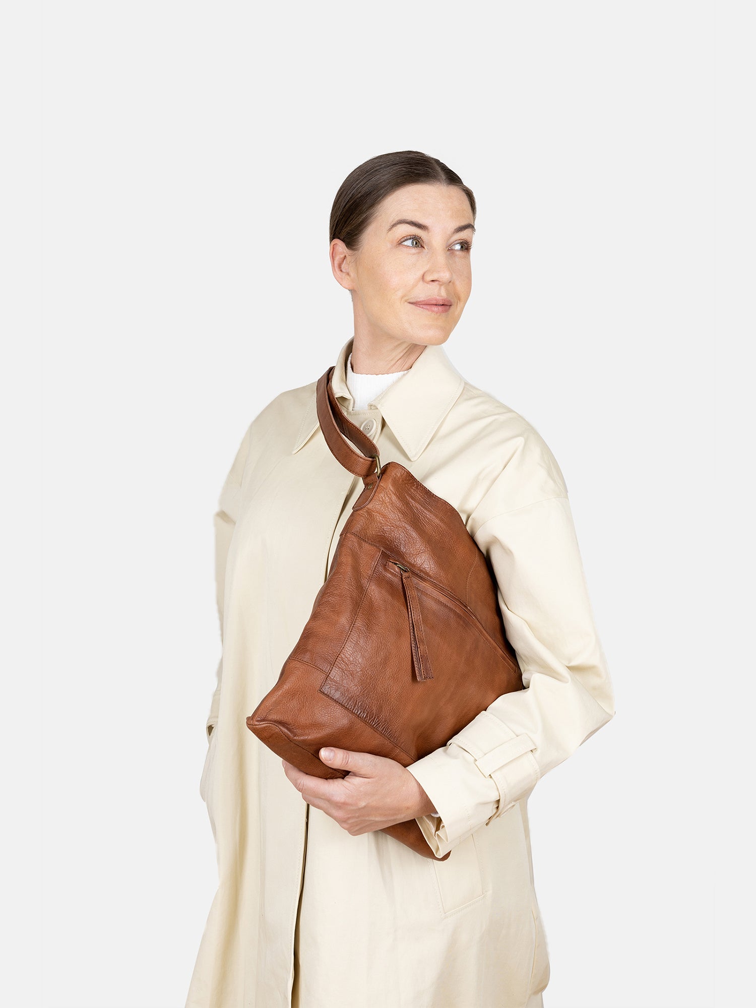RE:DESIGNED Storslet Urban 4962 Umhängetasche Walnut Leder