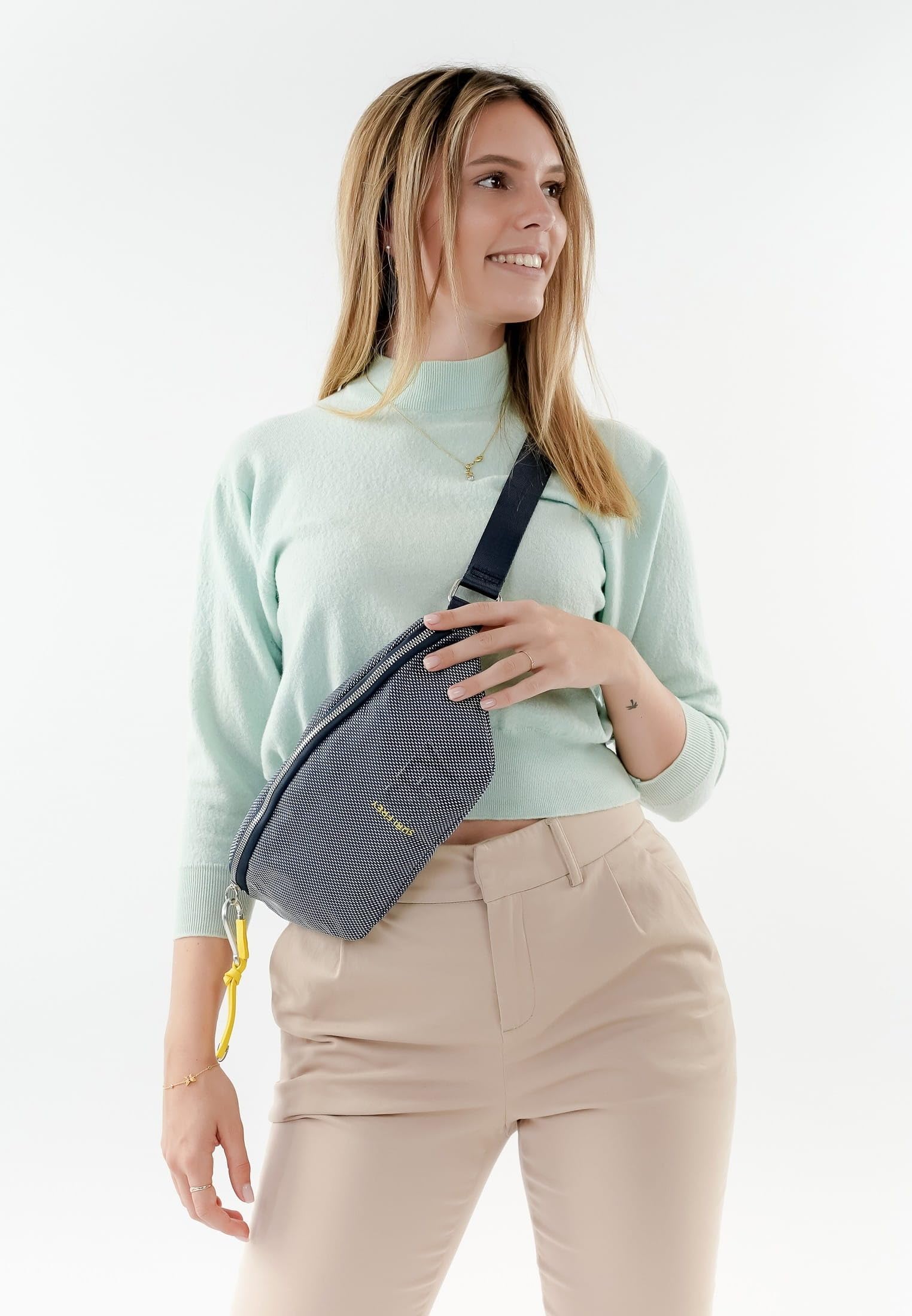 SURI FREY SFY SURI Sports Marry 18016 Gürteltasche Blau