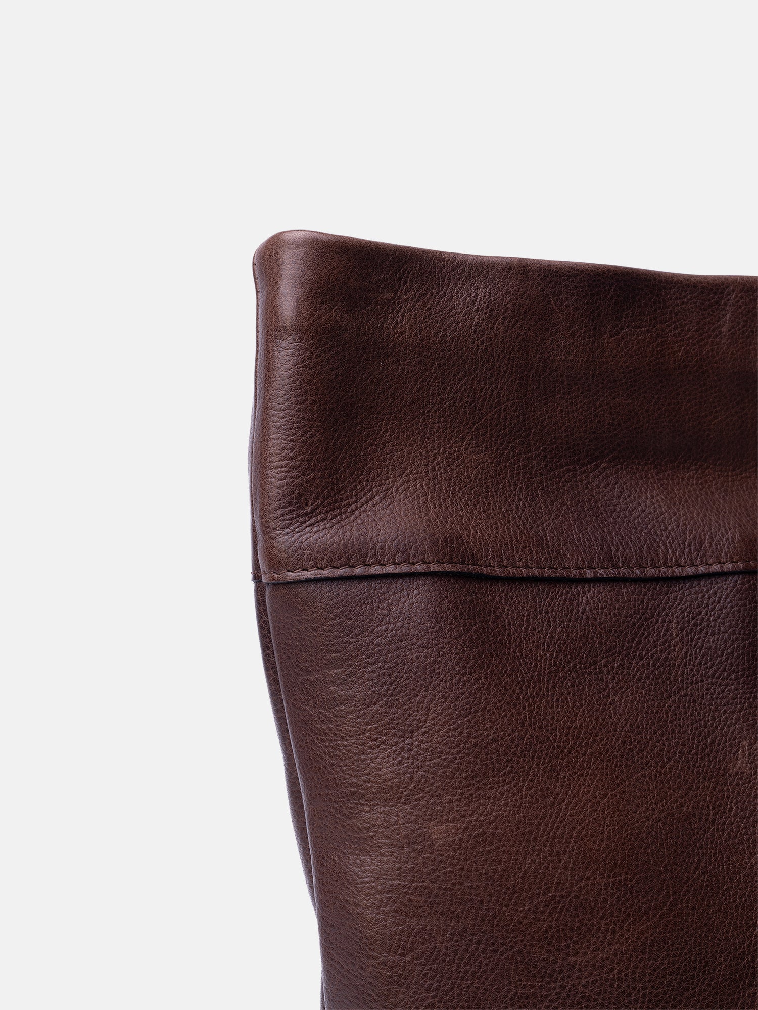 RE:DESIGNED Olea Big 6644 Umhängetasche Woodsmoke Leder