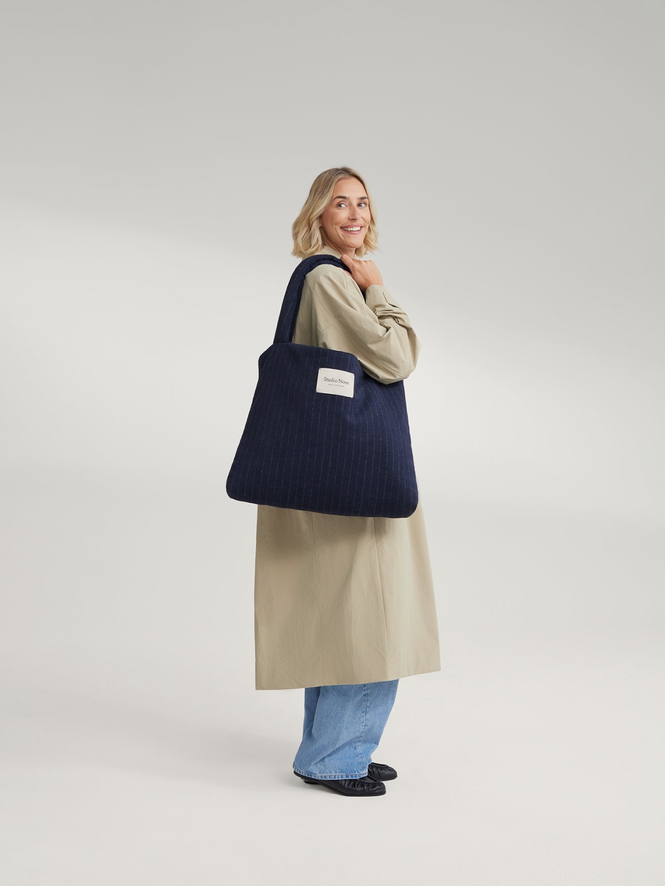 Studio Noos Flannel Chalkstripe Mom Bag Dunkelblau Shopper