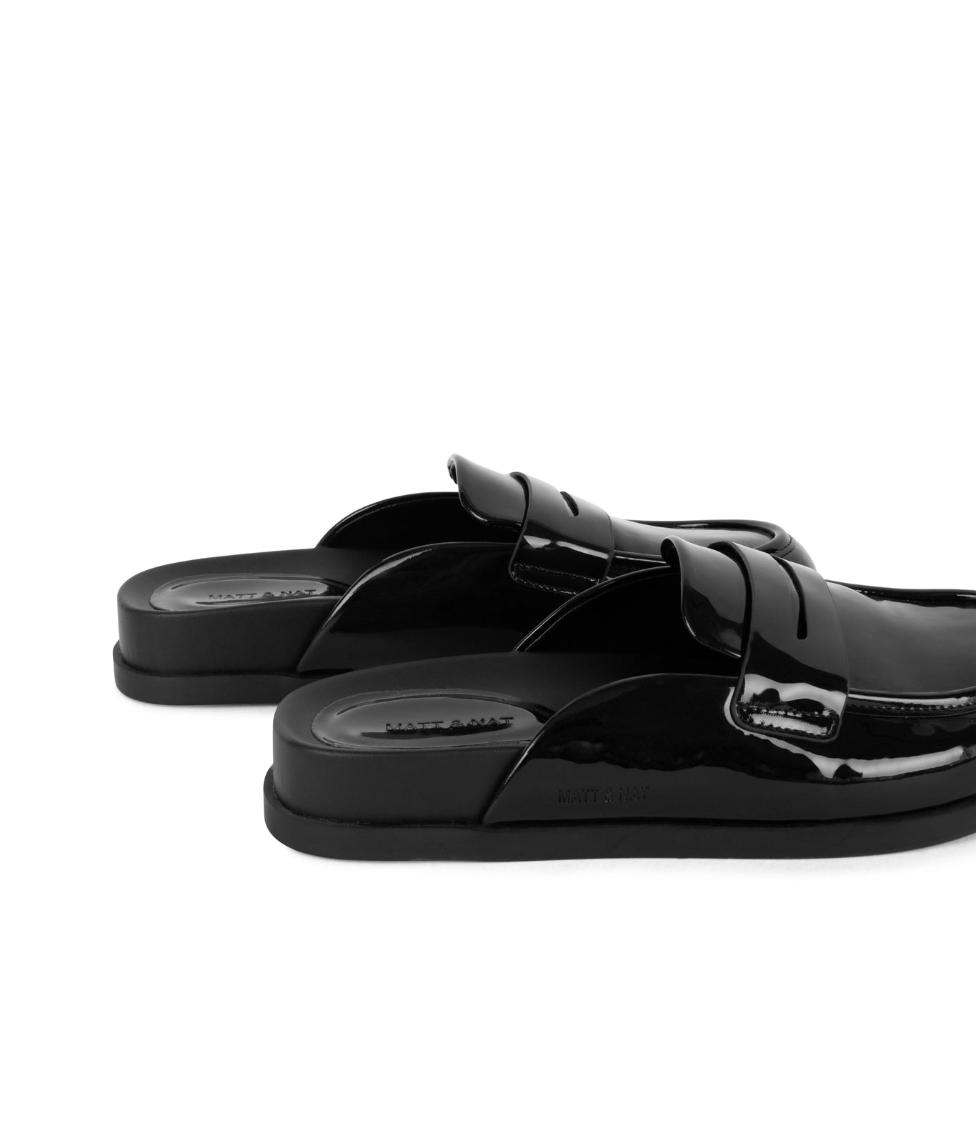 Matt & Nat Weil Mules Schwarz Lack vegan