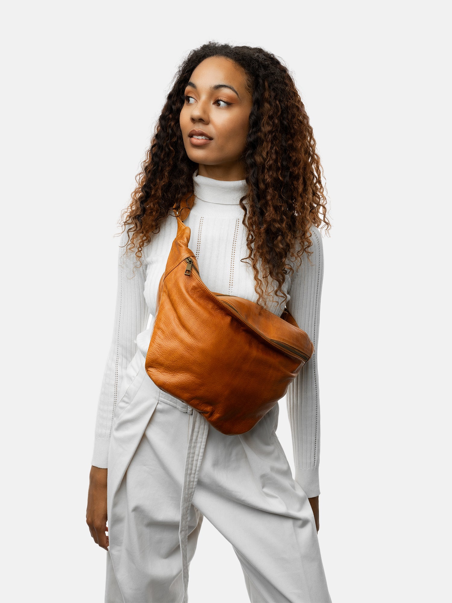 RE:DESIGNED Merla Urban Bauchtasche Burned Tan Vollleder