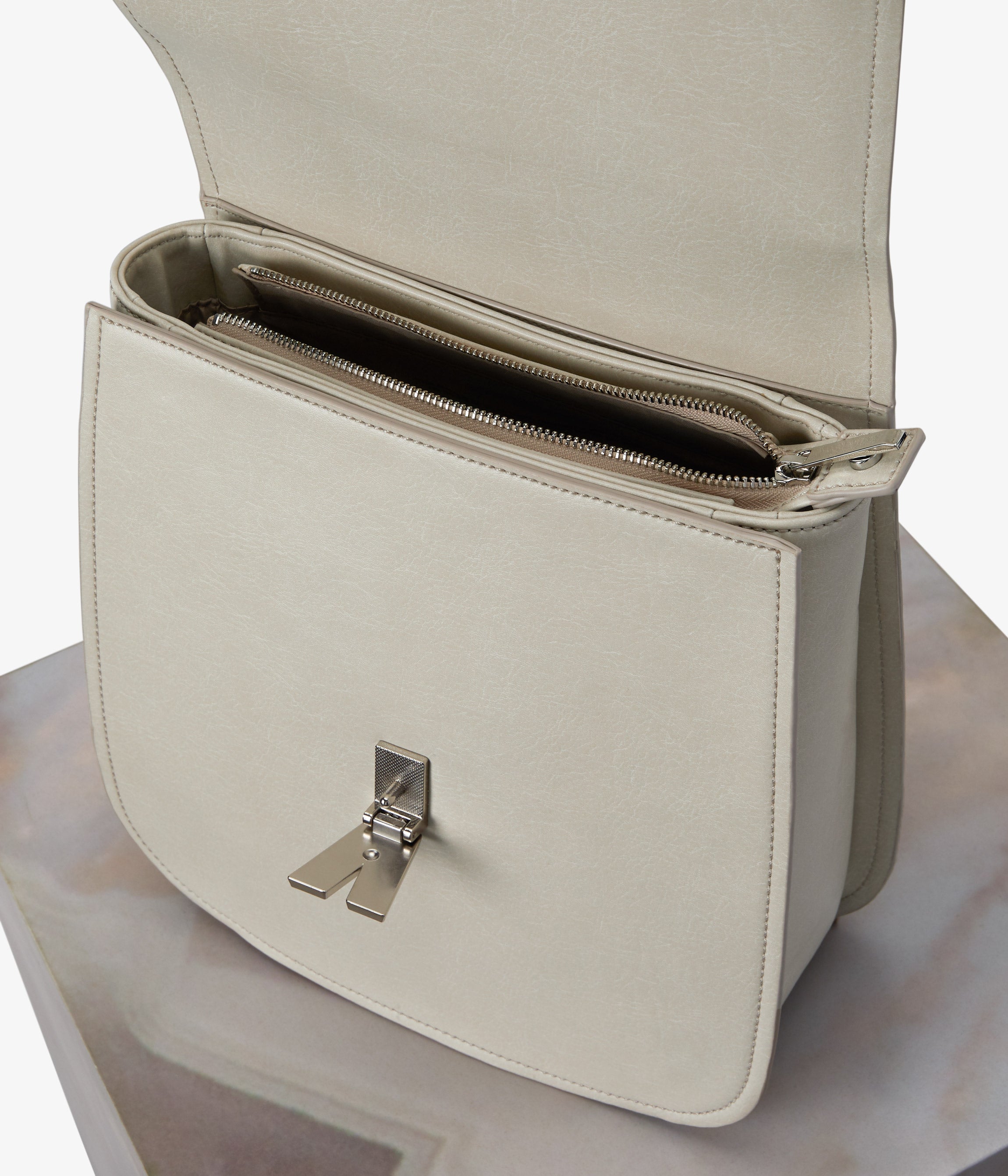 Matt & Nat Vintage Brooke Rucksack Schwarz vegan