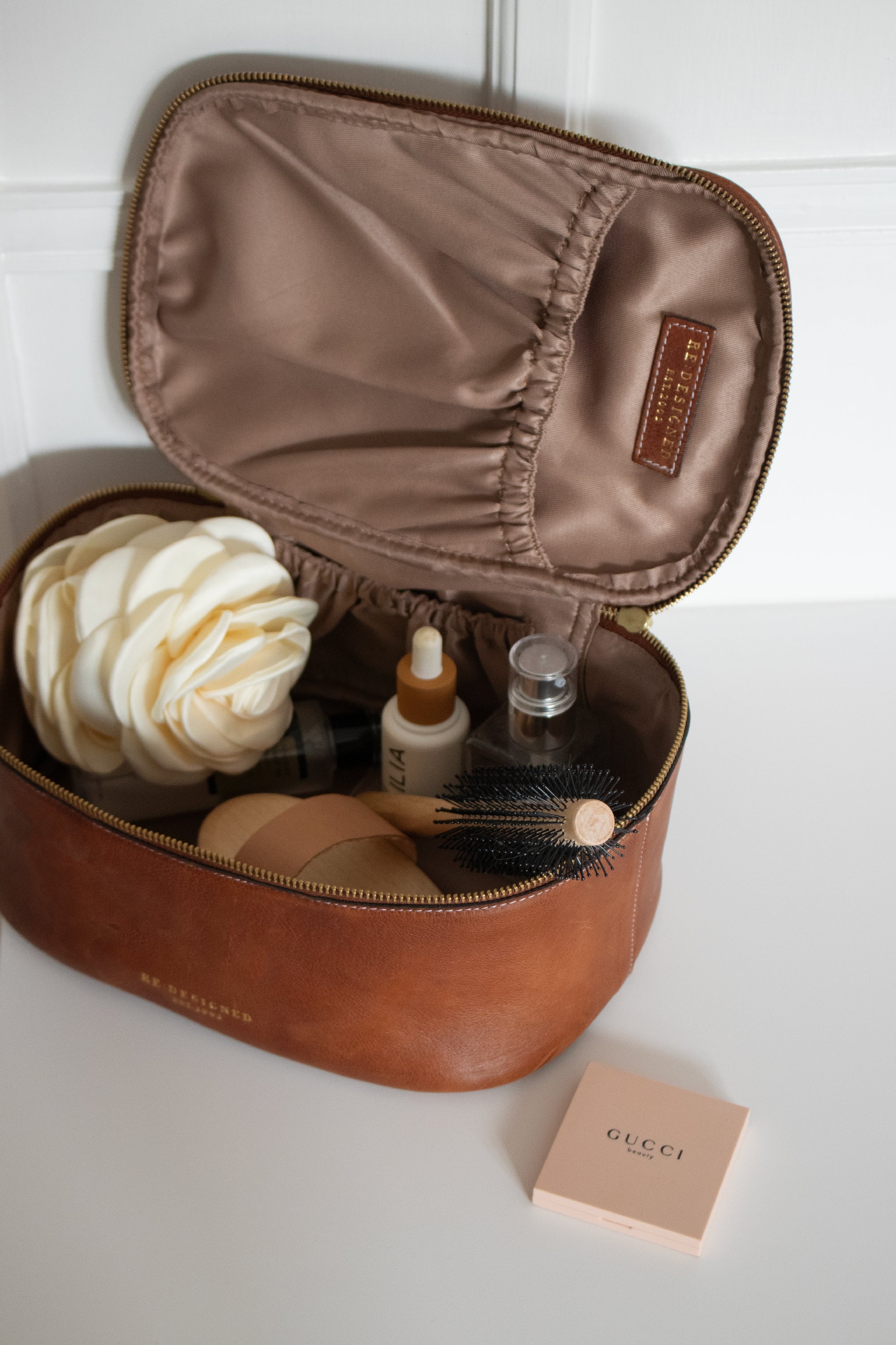 RE:DESIGNED Helga Big Kulturtasche Walnut Vollleder