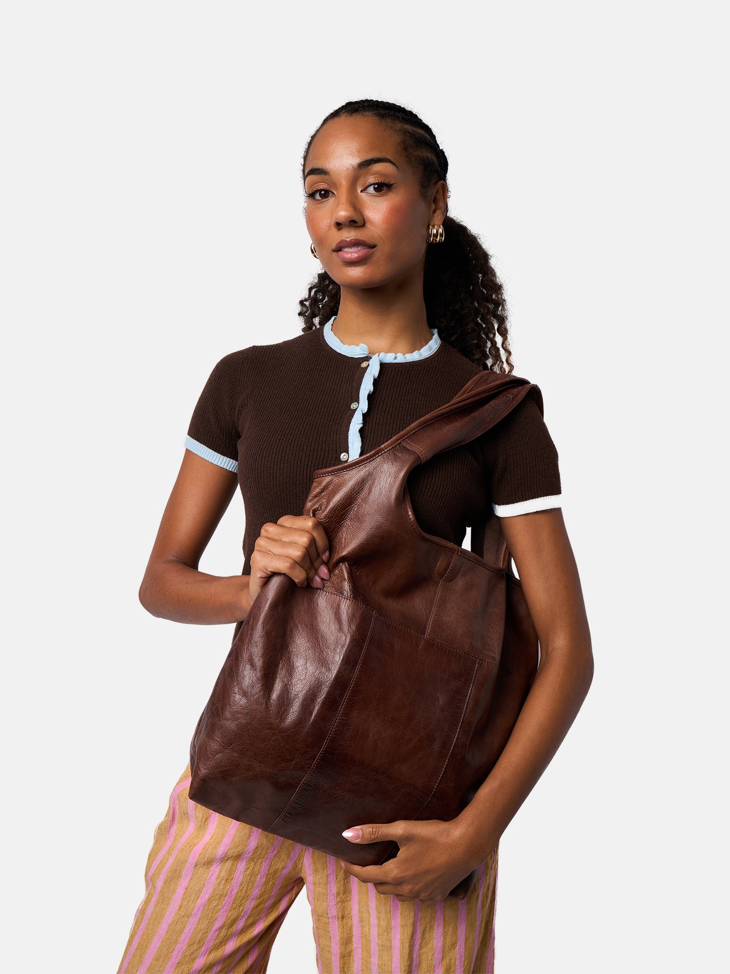 RE:DESIGNED Lyra Urban 5281 Shopper Woodsmoke Laptop 15"