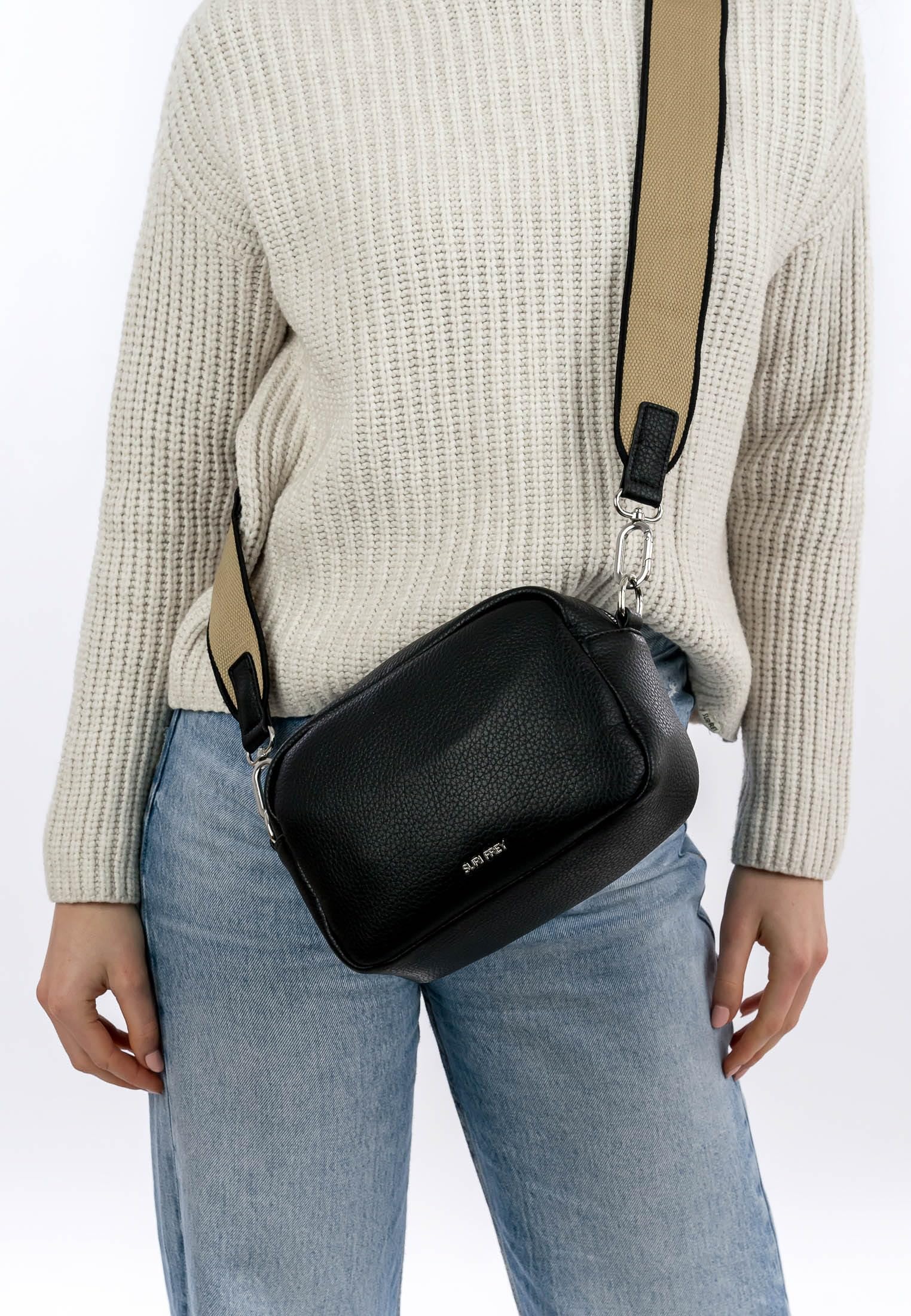 SURI FREY Hanny Shoulderbag Umhängetasche Black vegan