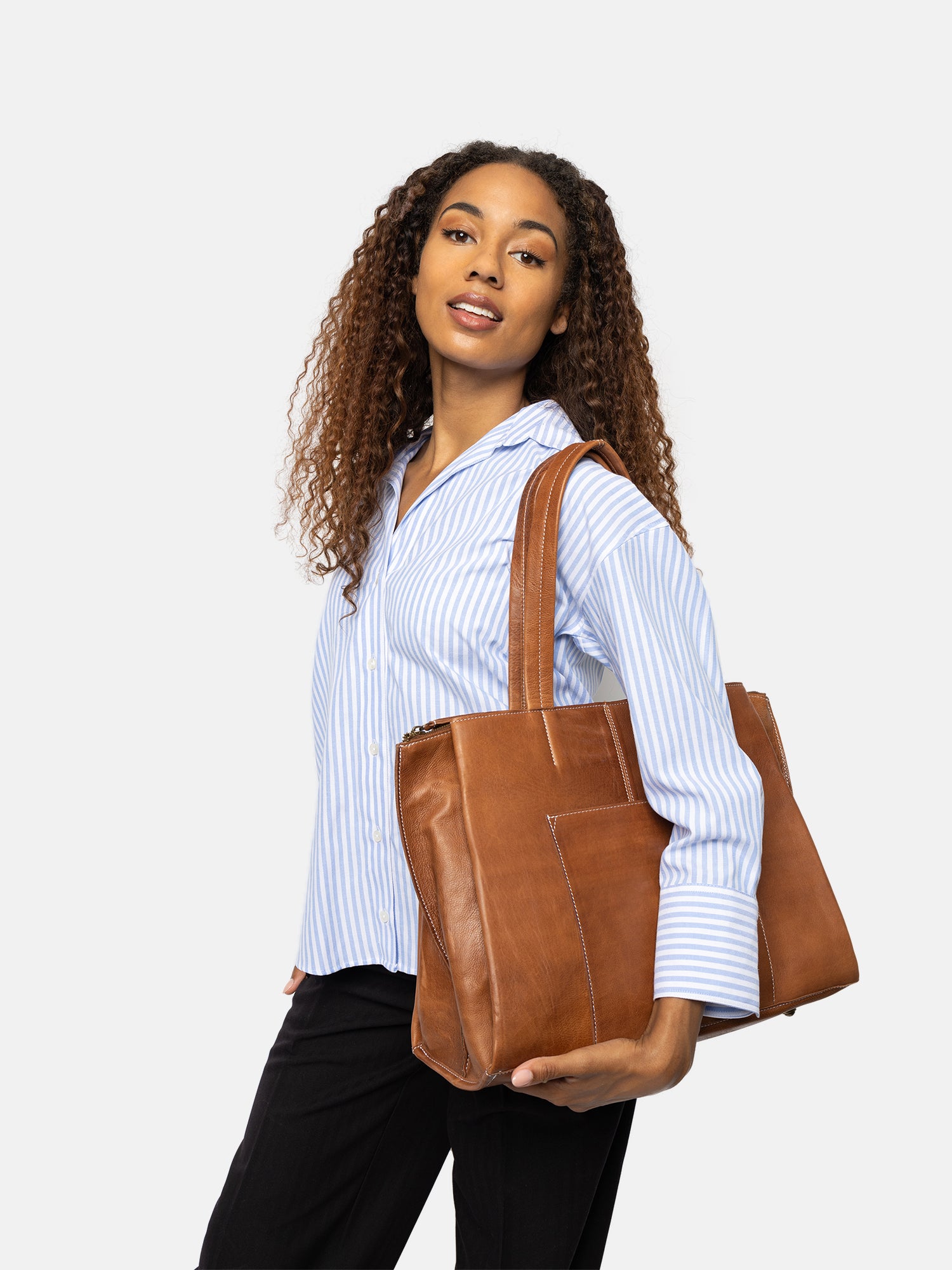 RE:DESIGNED Eliana Work Bag Walnuss Laptoptasche