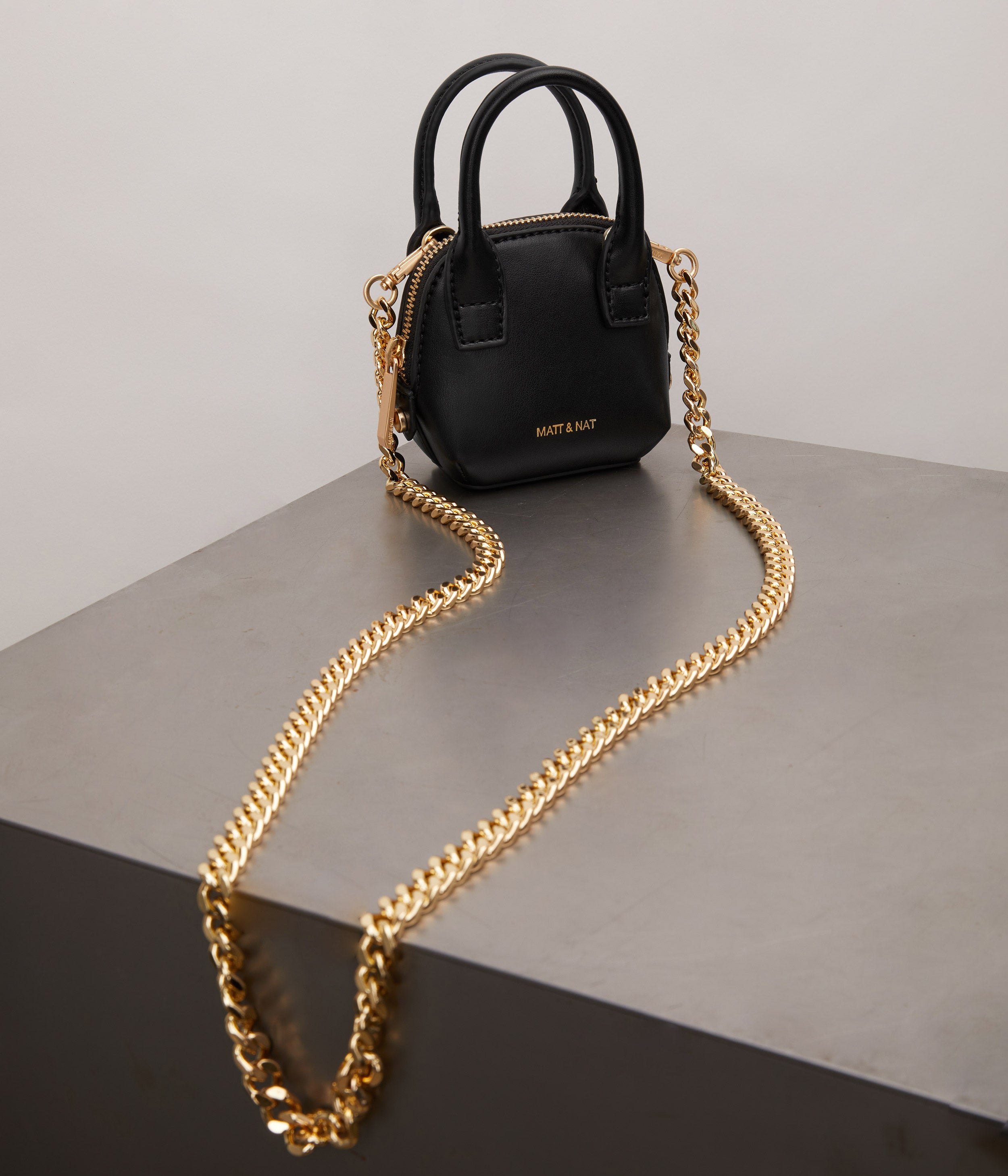 Matt & Nat Gessi Pico Apfelleder Tasche schwarz