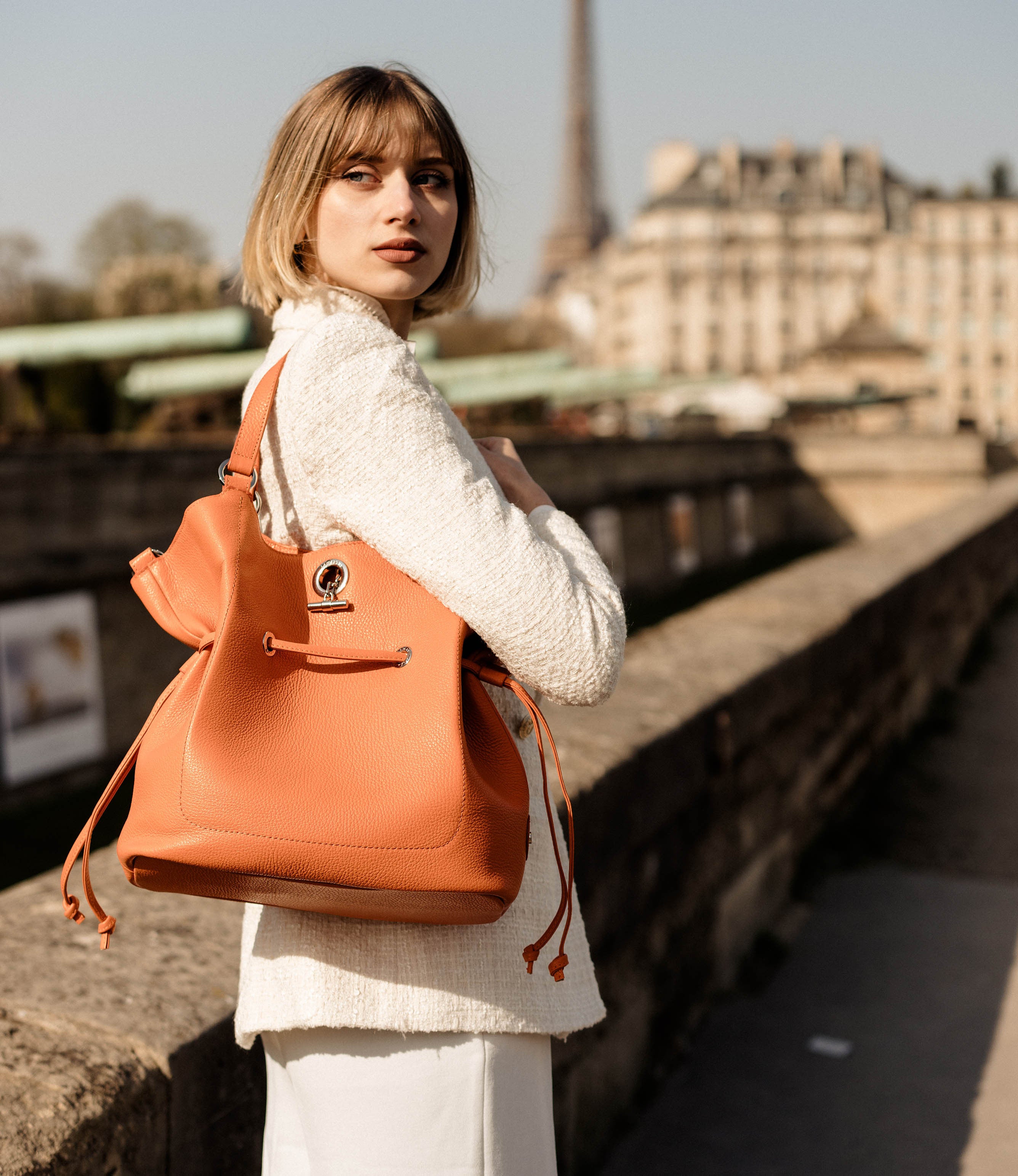 Lamarthe Paris Umhängetasche M Orange Vollleder