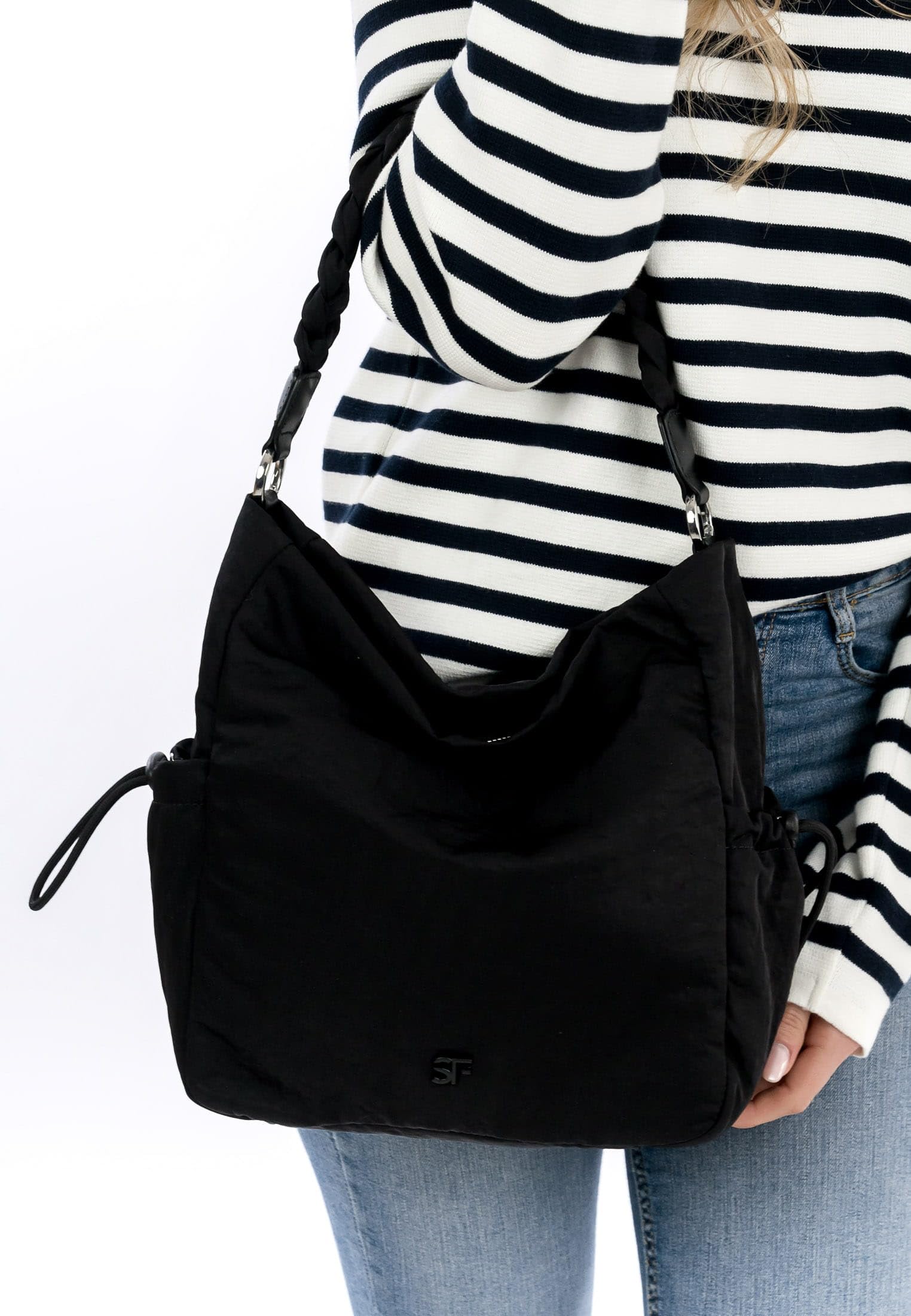 SURI FREY Abby Crossover Schultertasche Schwarz geflochten