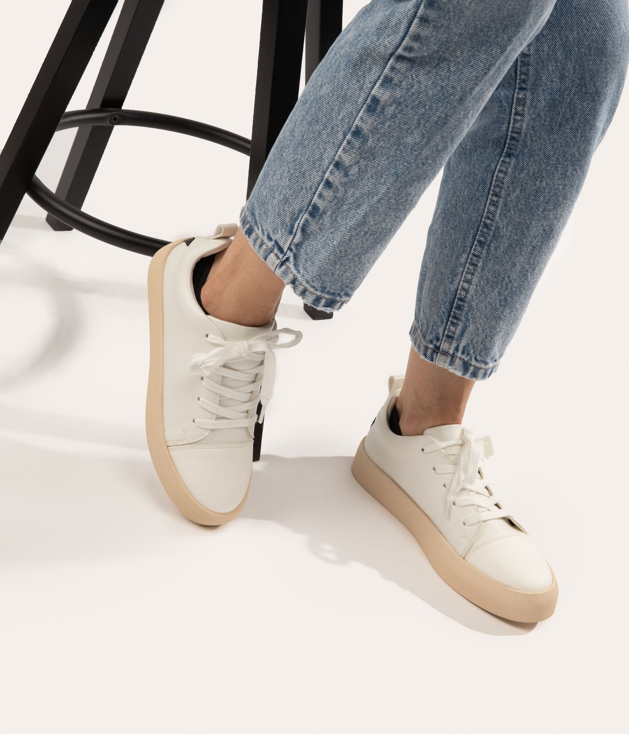 Matt & Nat Marci Sneaker Weiß-Silber vegan