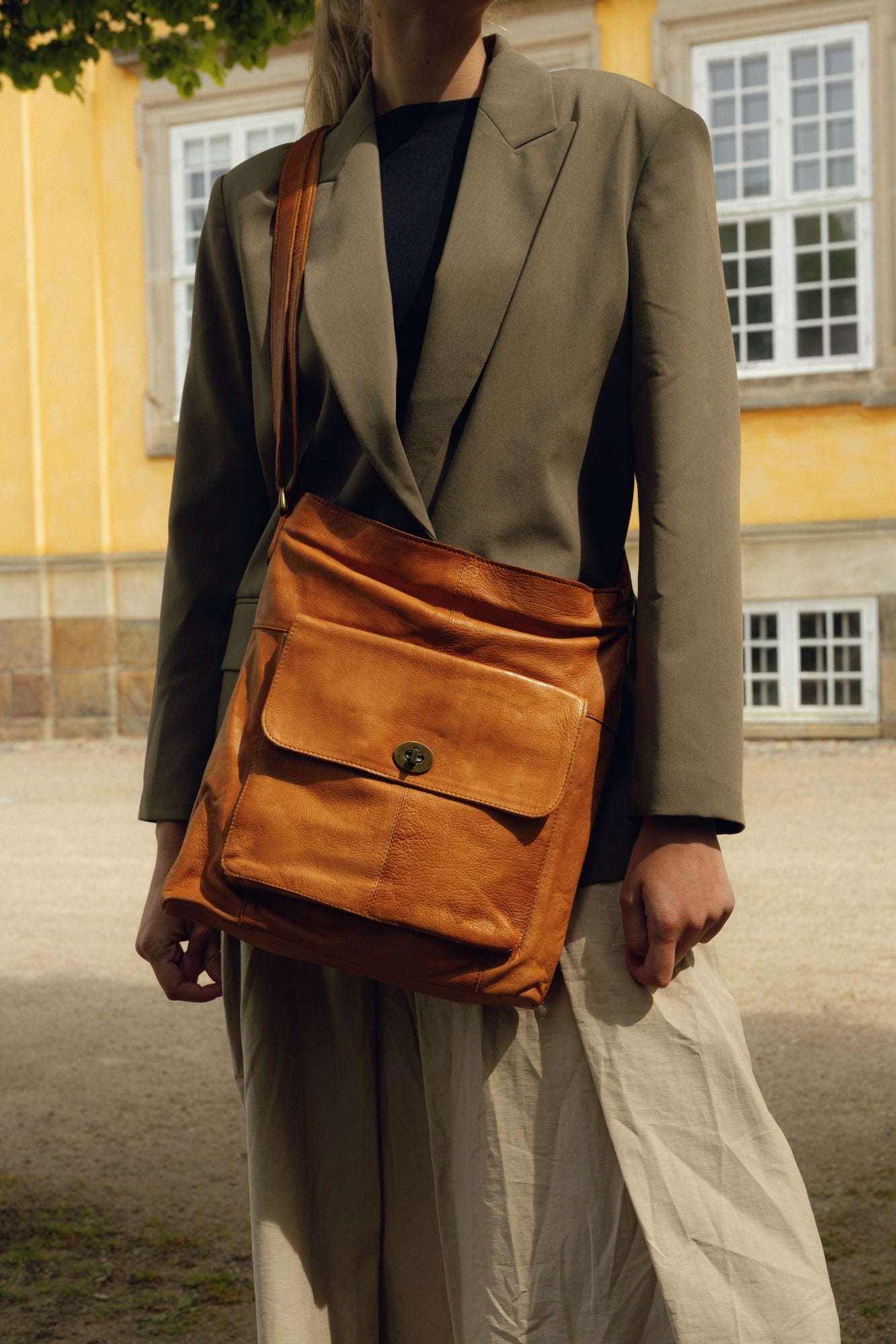 RE:DESIGNED 1656 Urban Crossover Burned Tan Leder