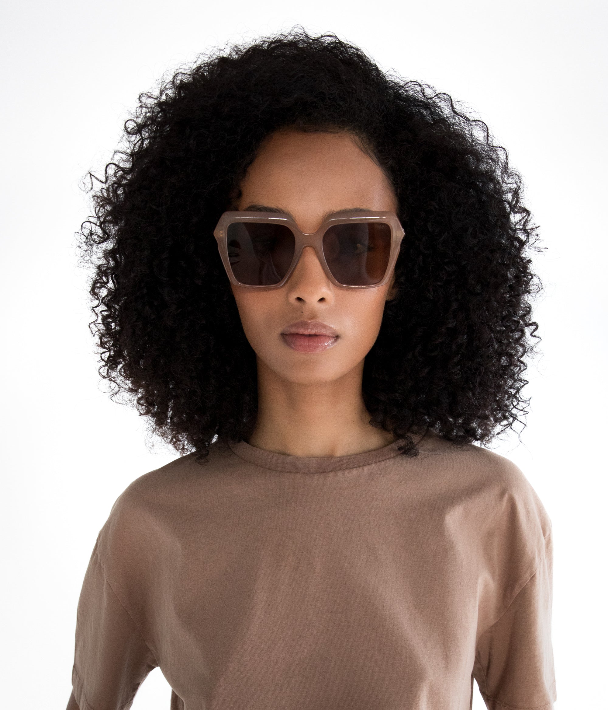 Matt & Nat Lois-2 Sonnenbrille eckig Black
