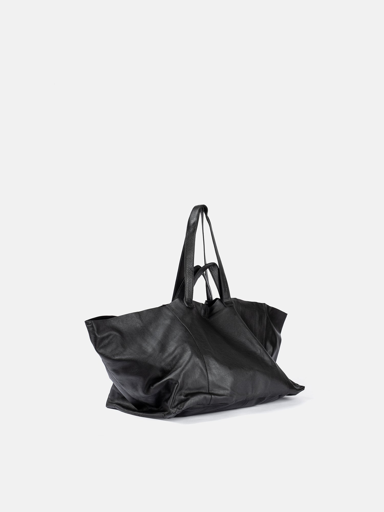 RE:DESIGNED Fie Urban Weekender Schwarz Vollleder