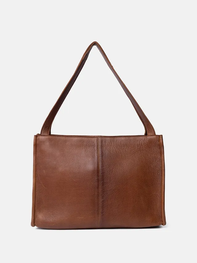 RE:DESIGNED Aro Small Schultertasche Walnut Vollleder