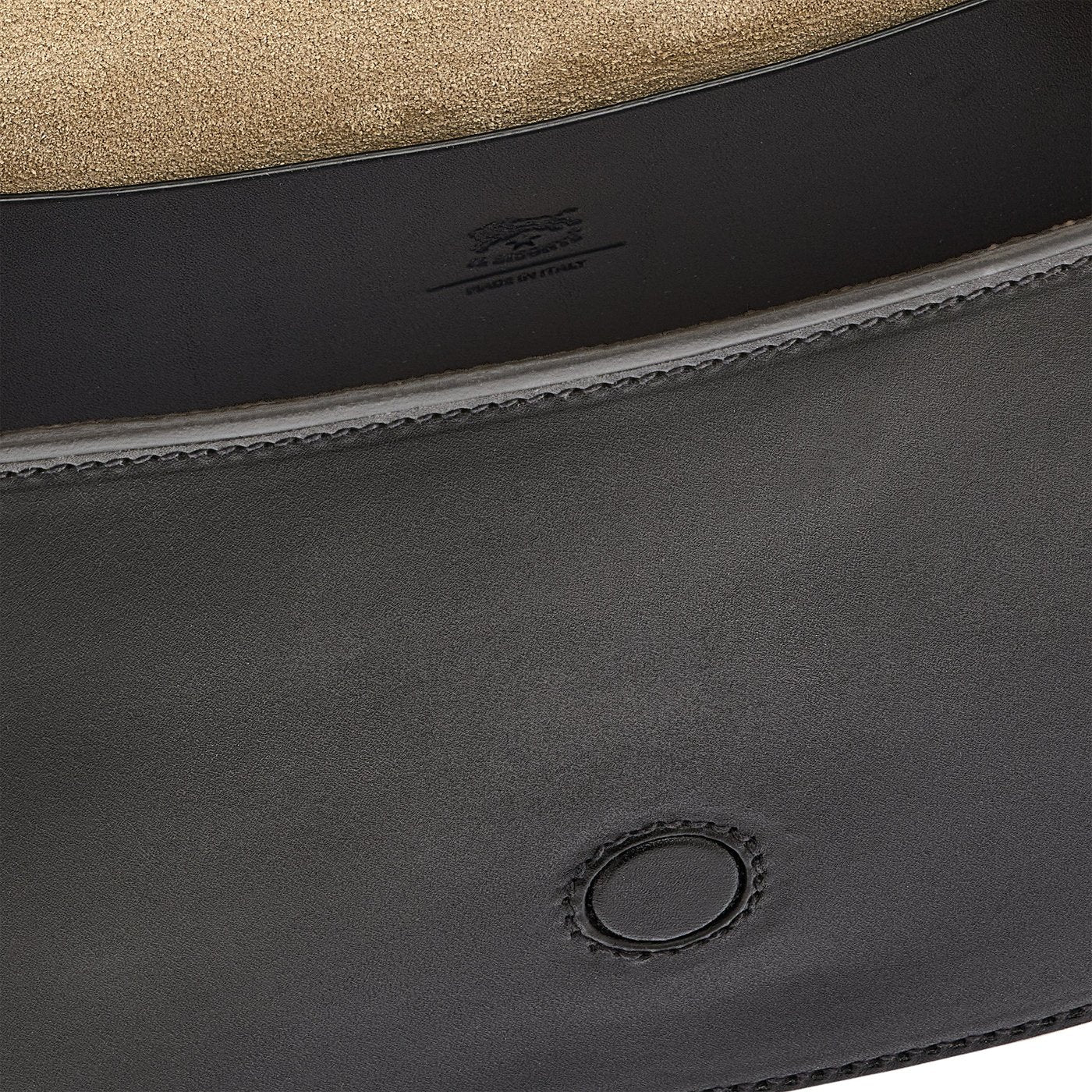 Il Bisonte Consuelo Handtasche Leder schwarz abnehmbarer Riemen