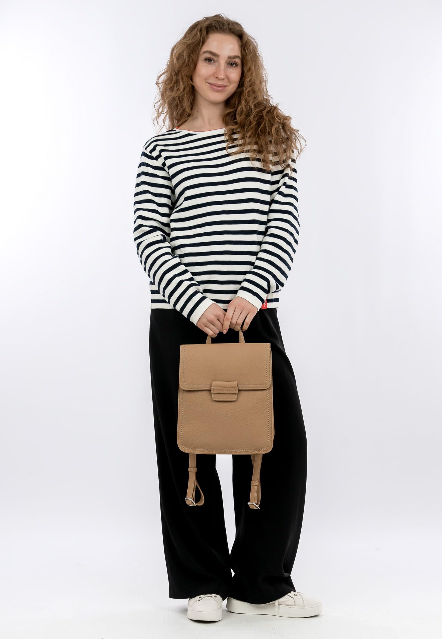 SURI FREY Berly Rucksack Sand