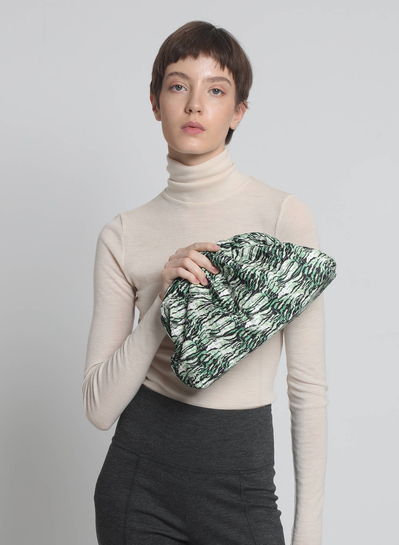 Maria la Rosa Tigress Game Bag Clutch Grün Tigerprint