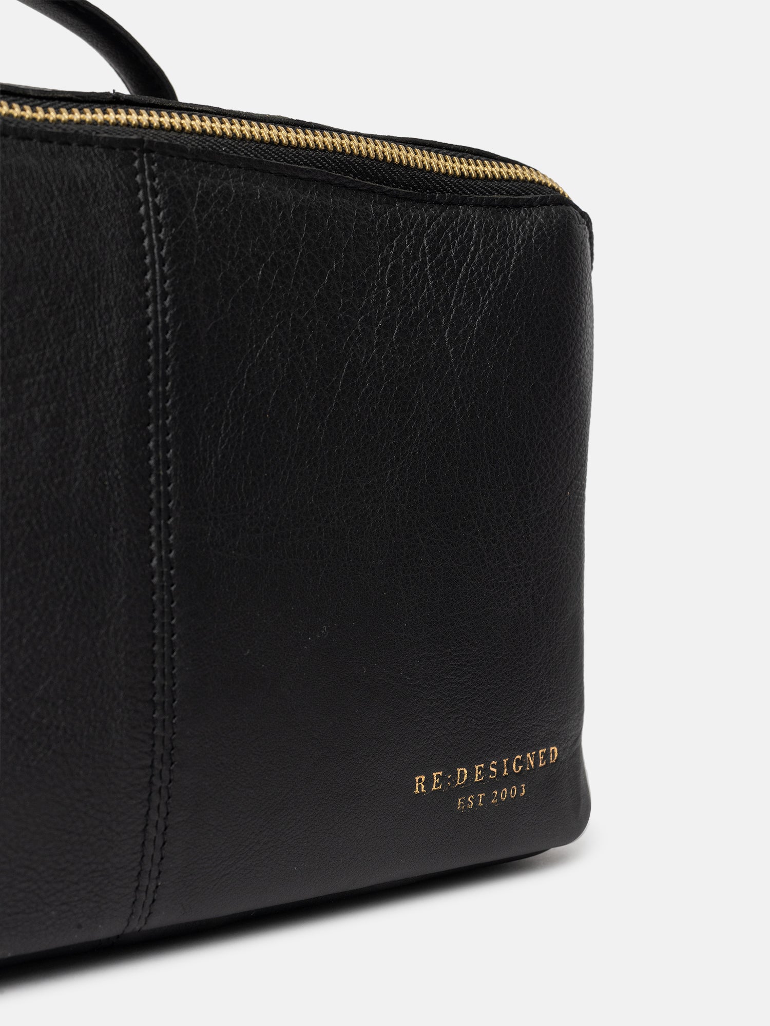 RE:DESIGNED Halima Big Kulturtasche Schwarz Vollleder