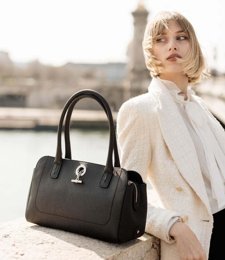 Lamarthe Paris Schultertasche Schwarz Vollleder