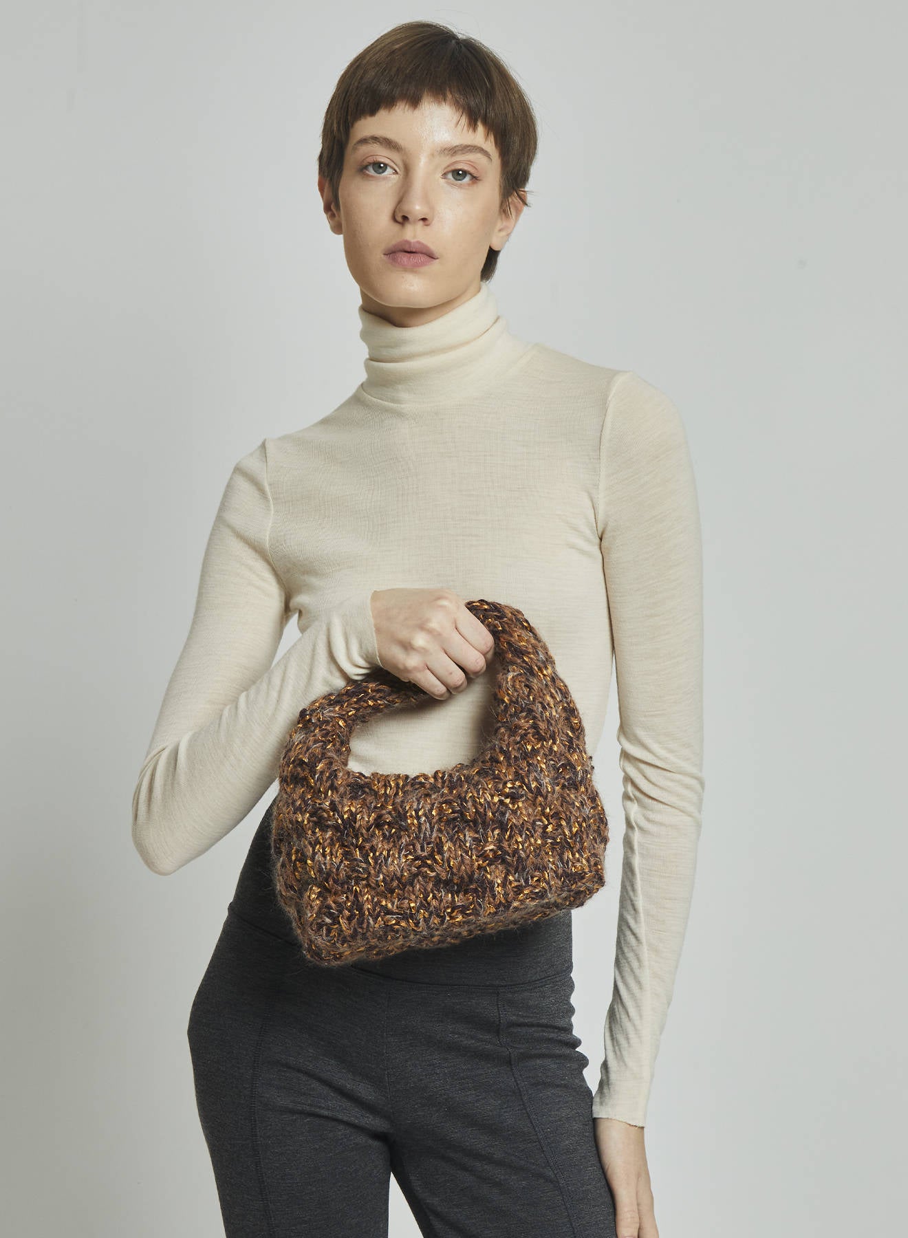 Maria la Rosa Nappy Schultertasche Wolle Bronze