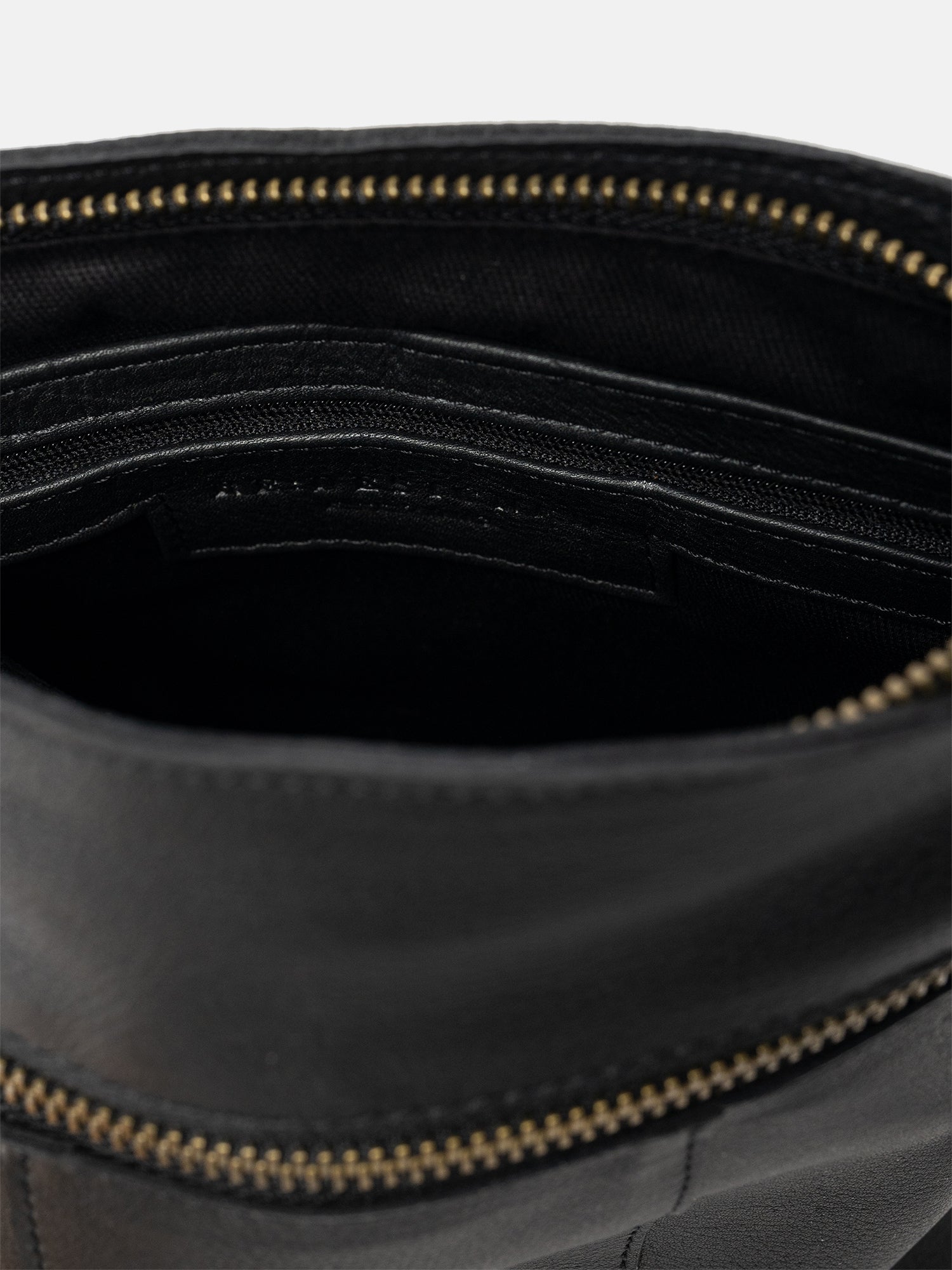 RE:DESIGNED Lillesand Urban 5005 Crossover Schwarz