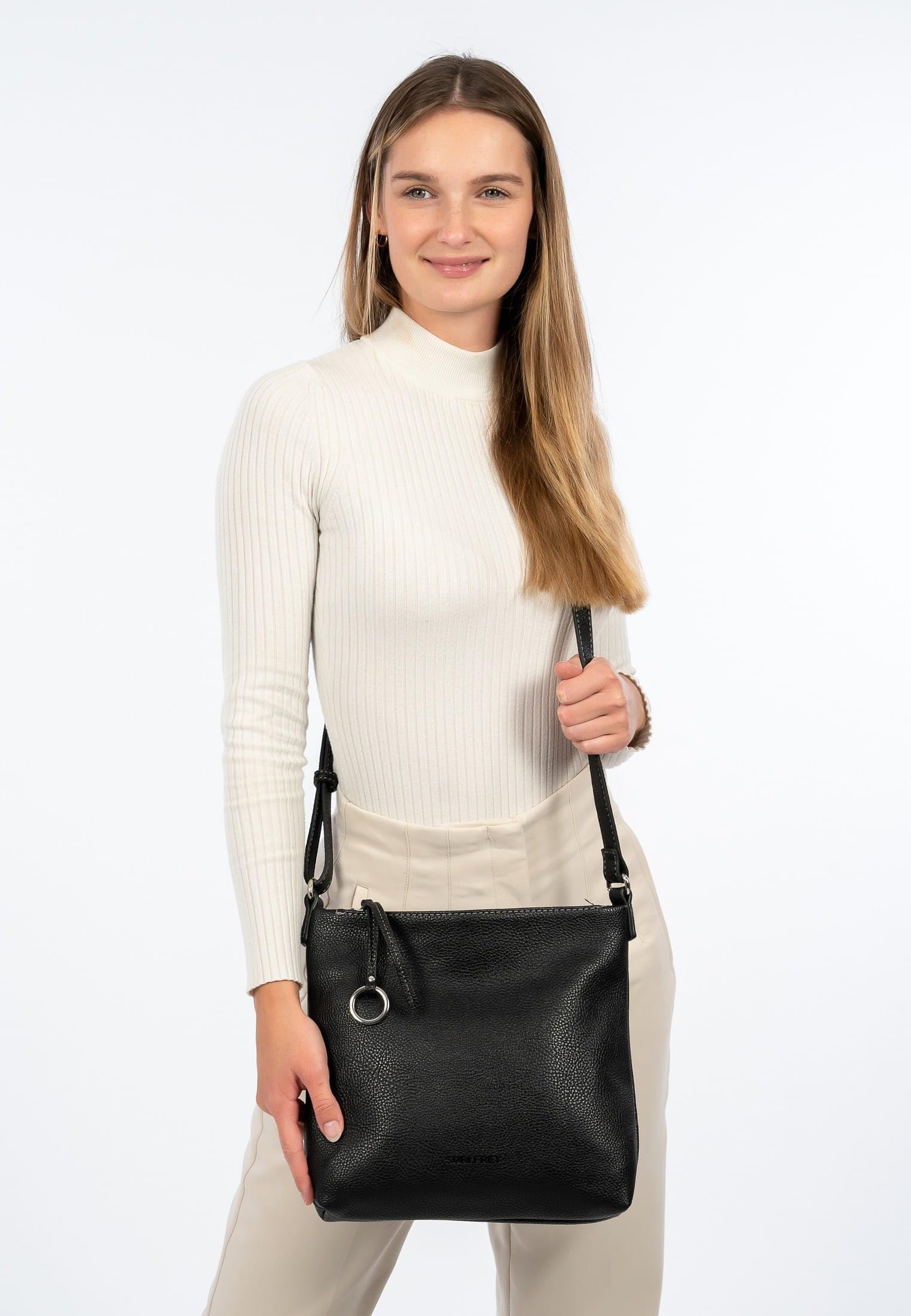 SURI FREY Debby 13602 Umhängetasche Uni vegan