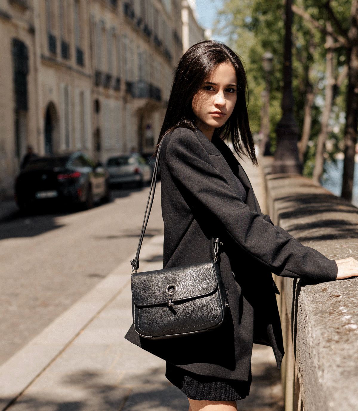 Lamarthe Paris Umhängetasche Leder Schwarz Vollleder