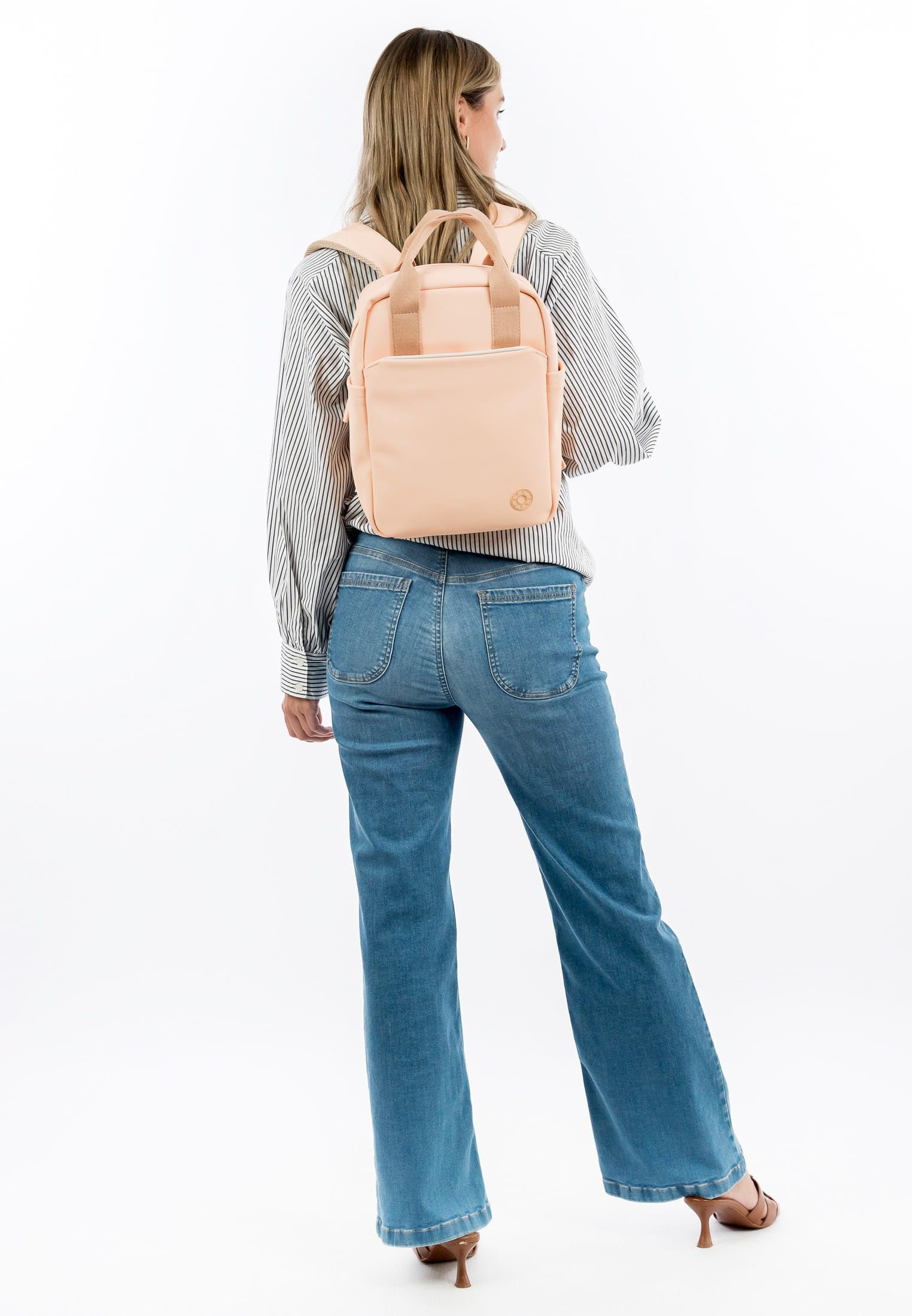 SURI FREY Besty Backpack Rucksack Apricot Laptopfach