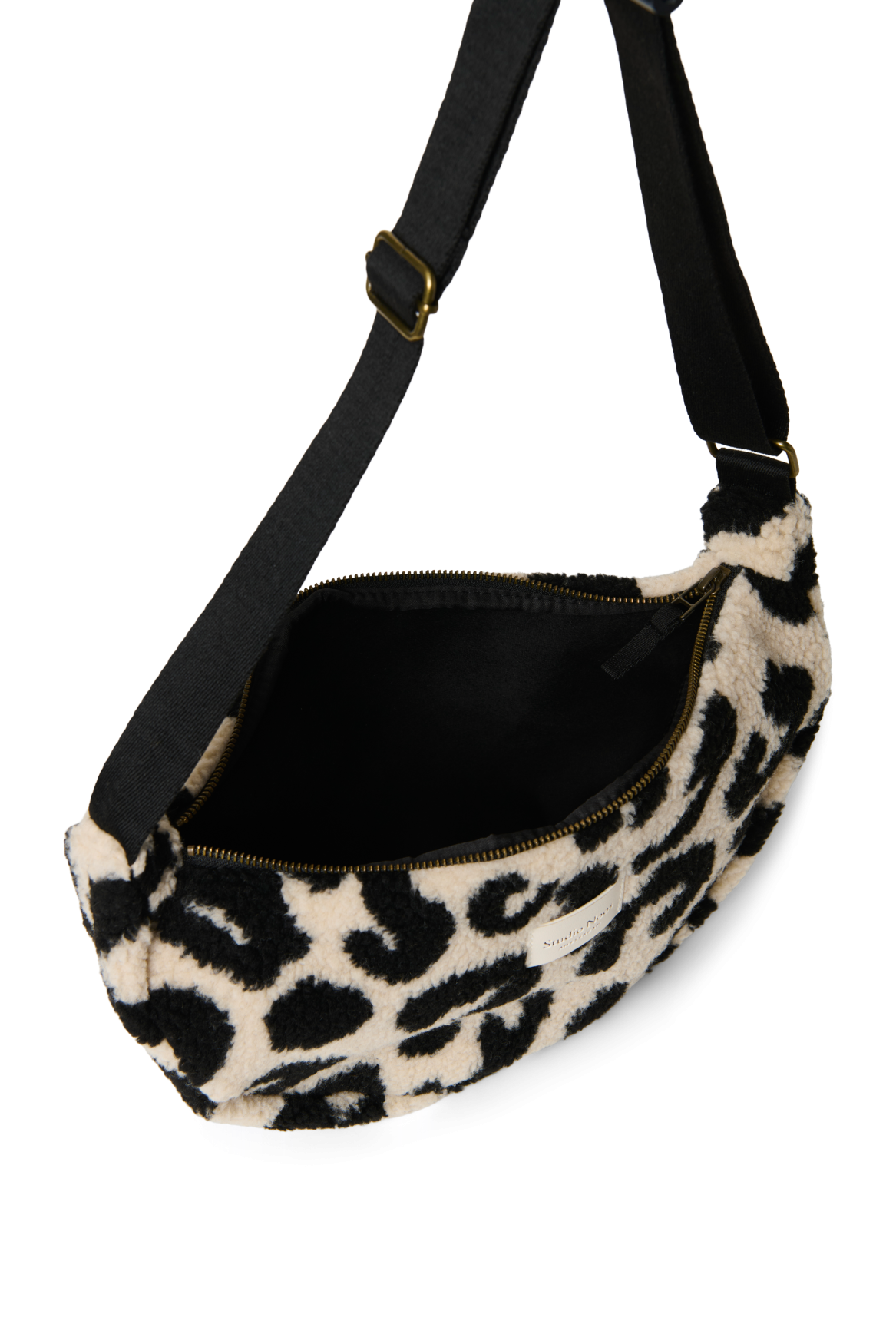 Studio Noos Teddy Fanny Pack Bauchtasche Holy Cow Plüsch