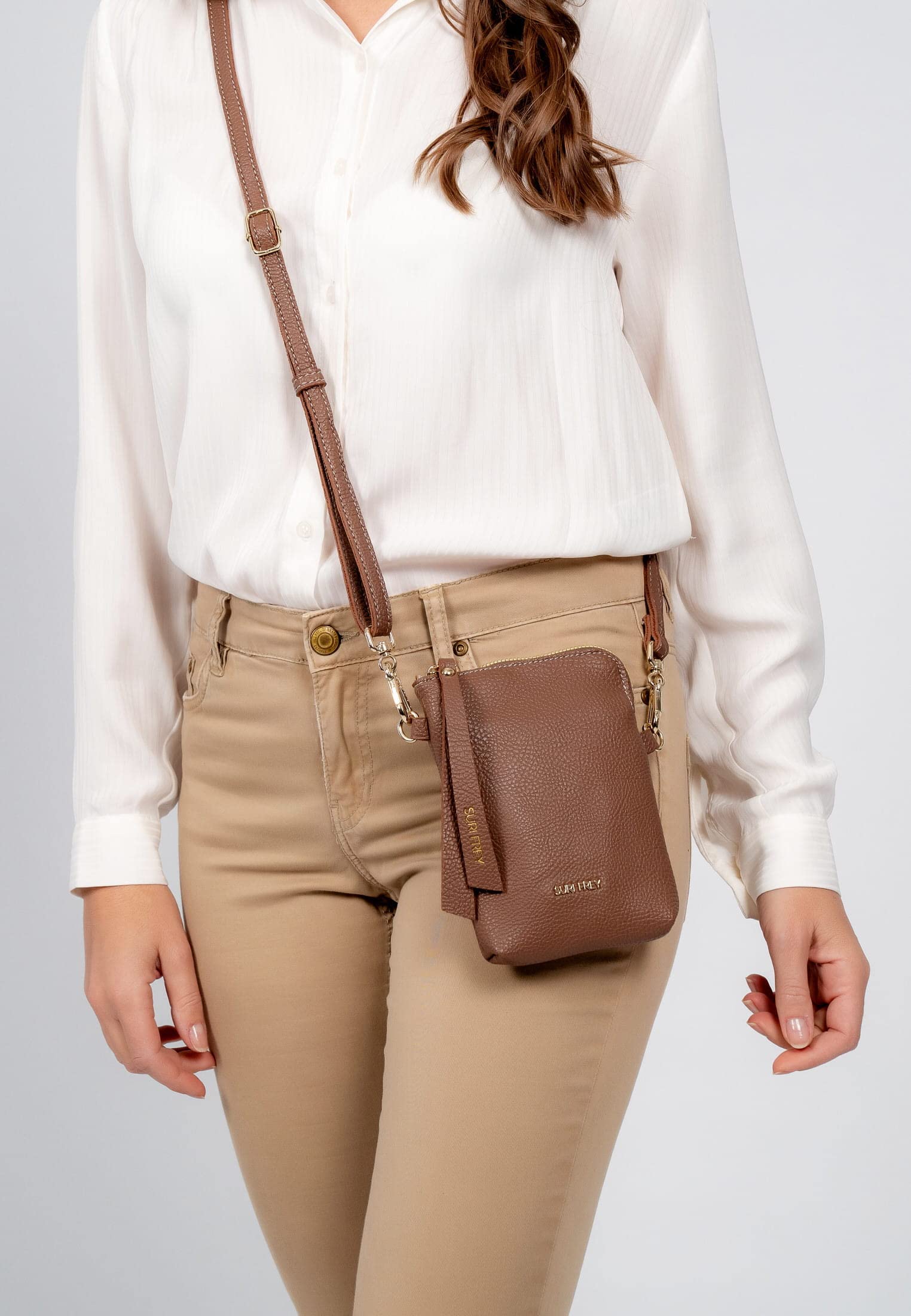 SURI FREY Ketty Phone Bag Handytasche Darktaupe