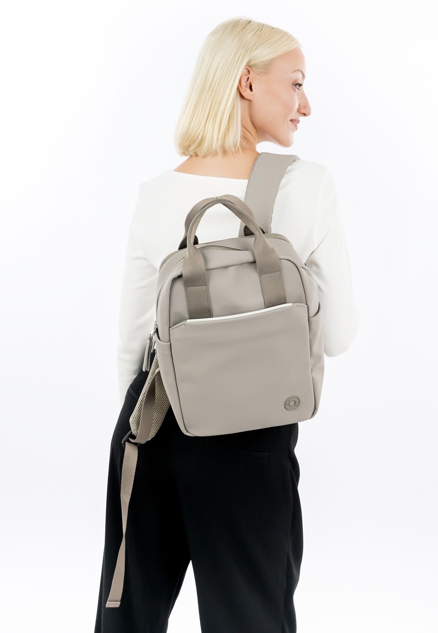 SURI FREY Besty Backpack Rucksack Taupe Laptopfach