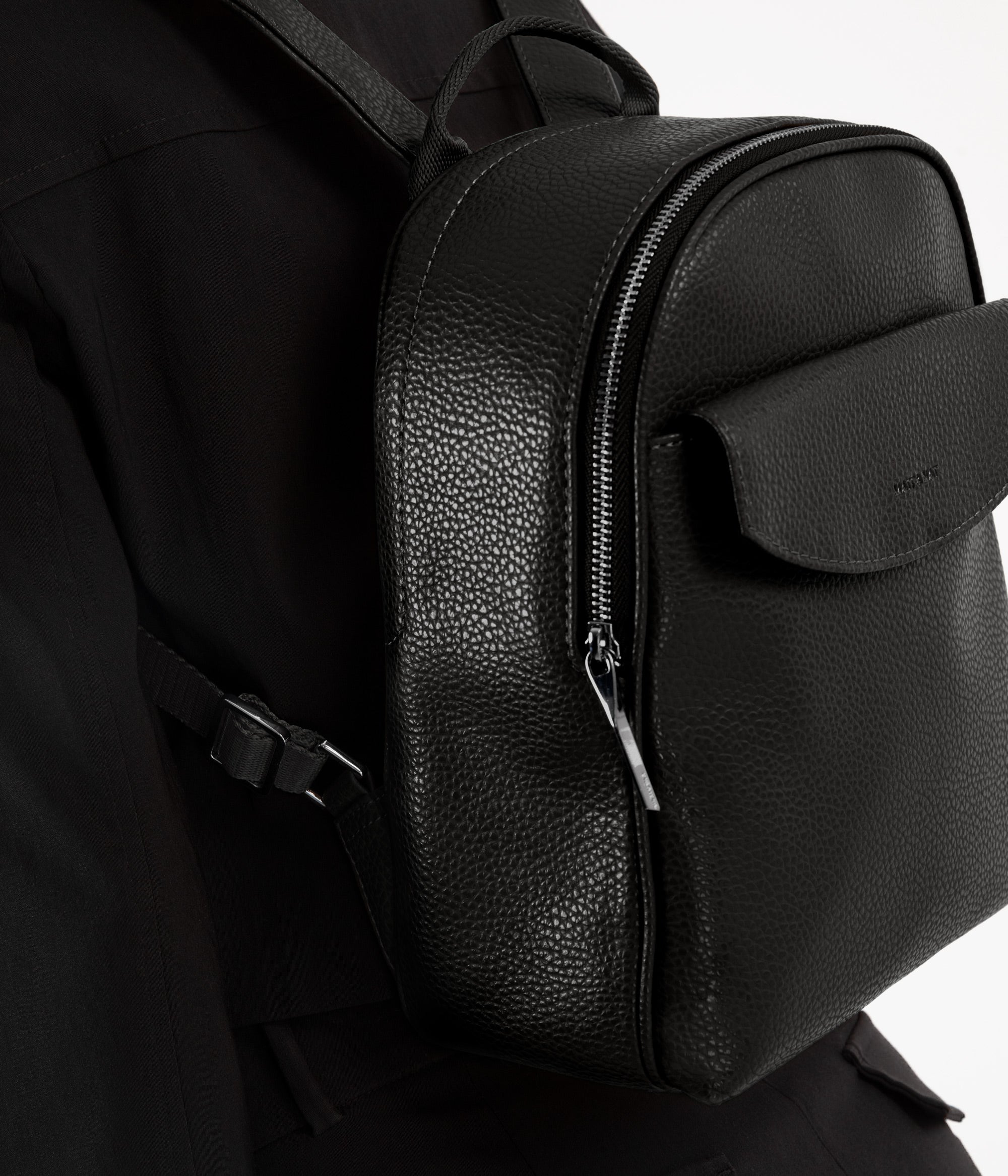 Matt & Nat Purity HARLEM Rucksack Klein Schwarz iPad 11