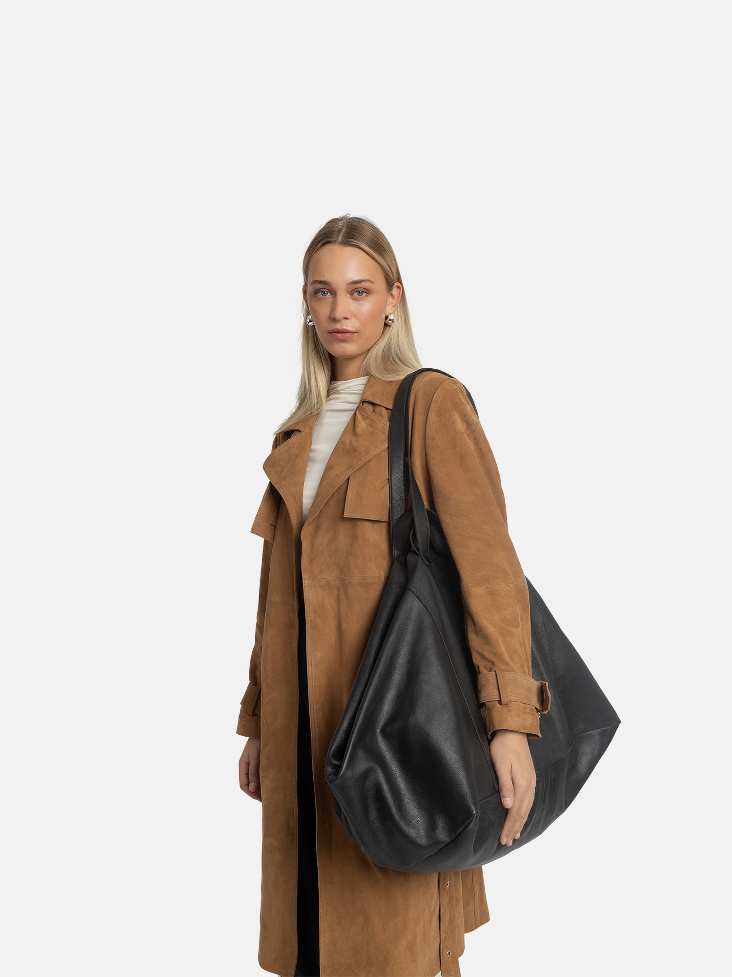 RE:DESIGNED Fie Urban Weekender Schwarz Vollleder