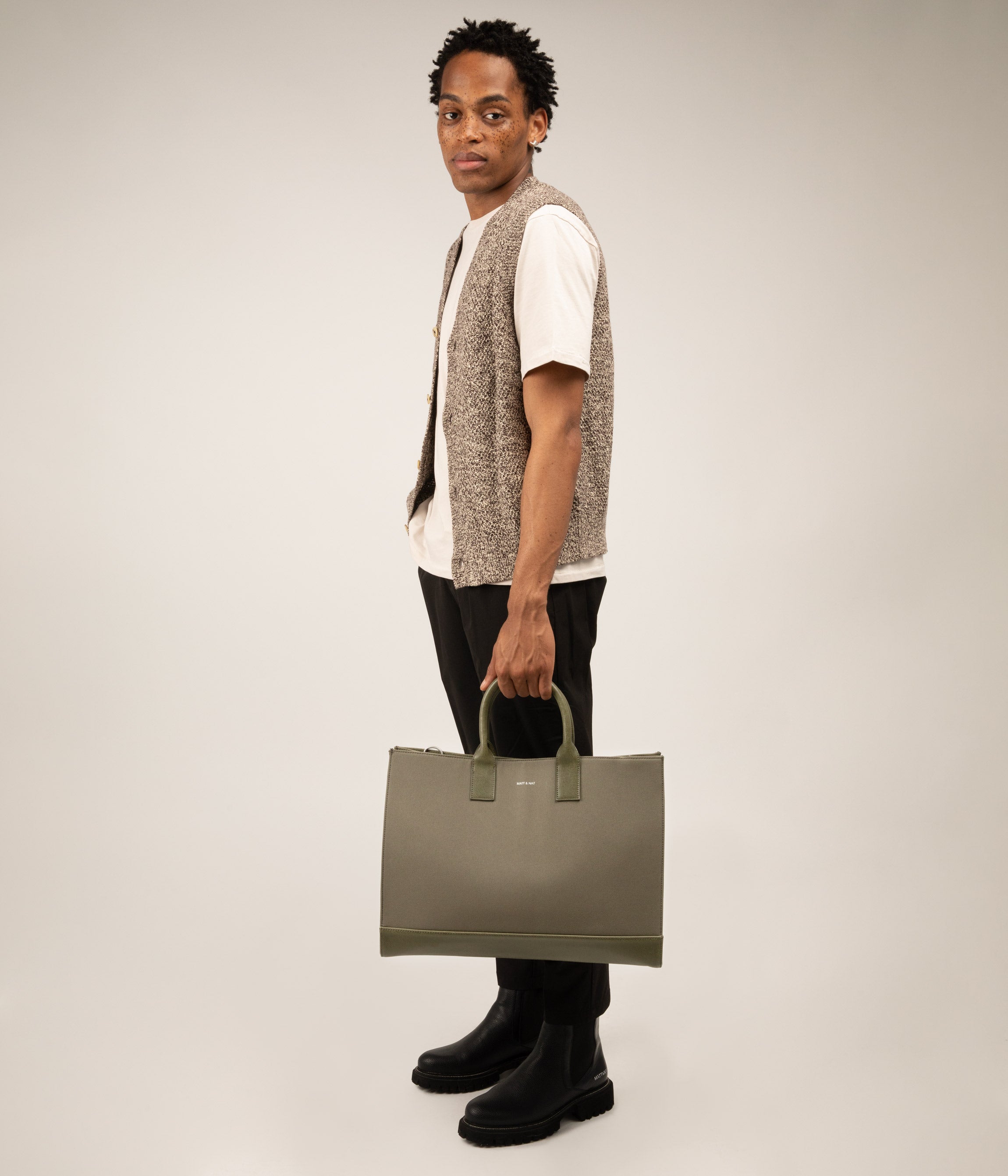 Matt & Nat Canvas Joi Shopper Schwarz Canvas