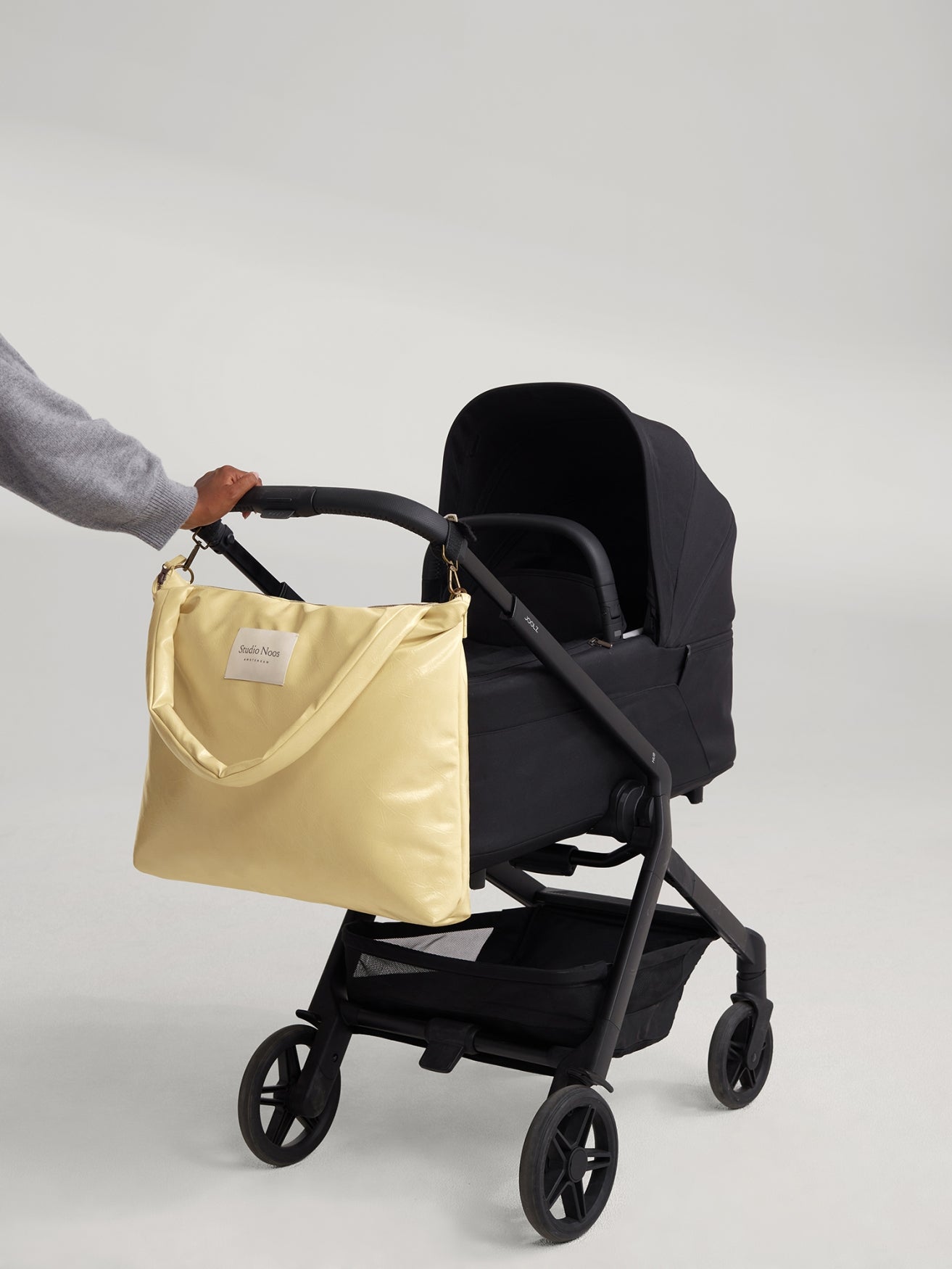 Studio Noos Vegan Wickeltasche Buttergelb