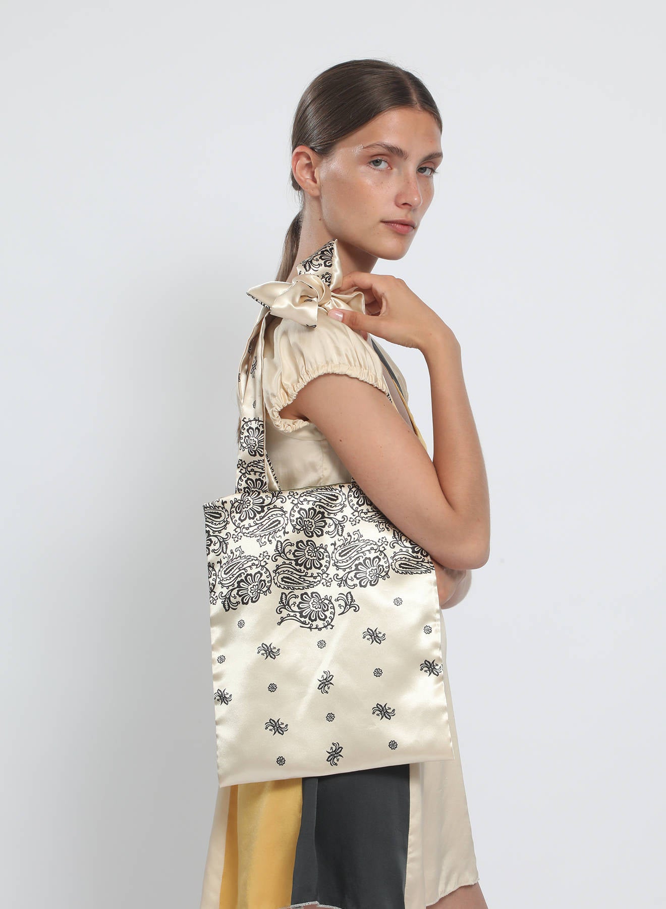 Maria la Rosa Bandana Couture Tote Platin Satin
