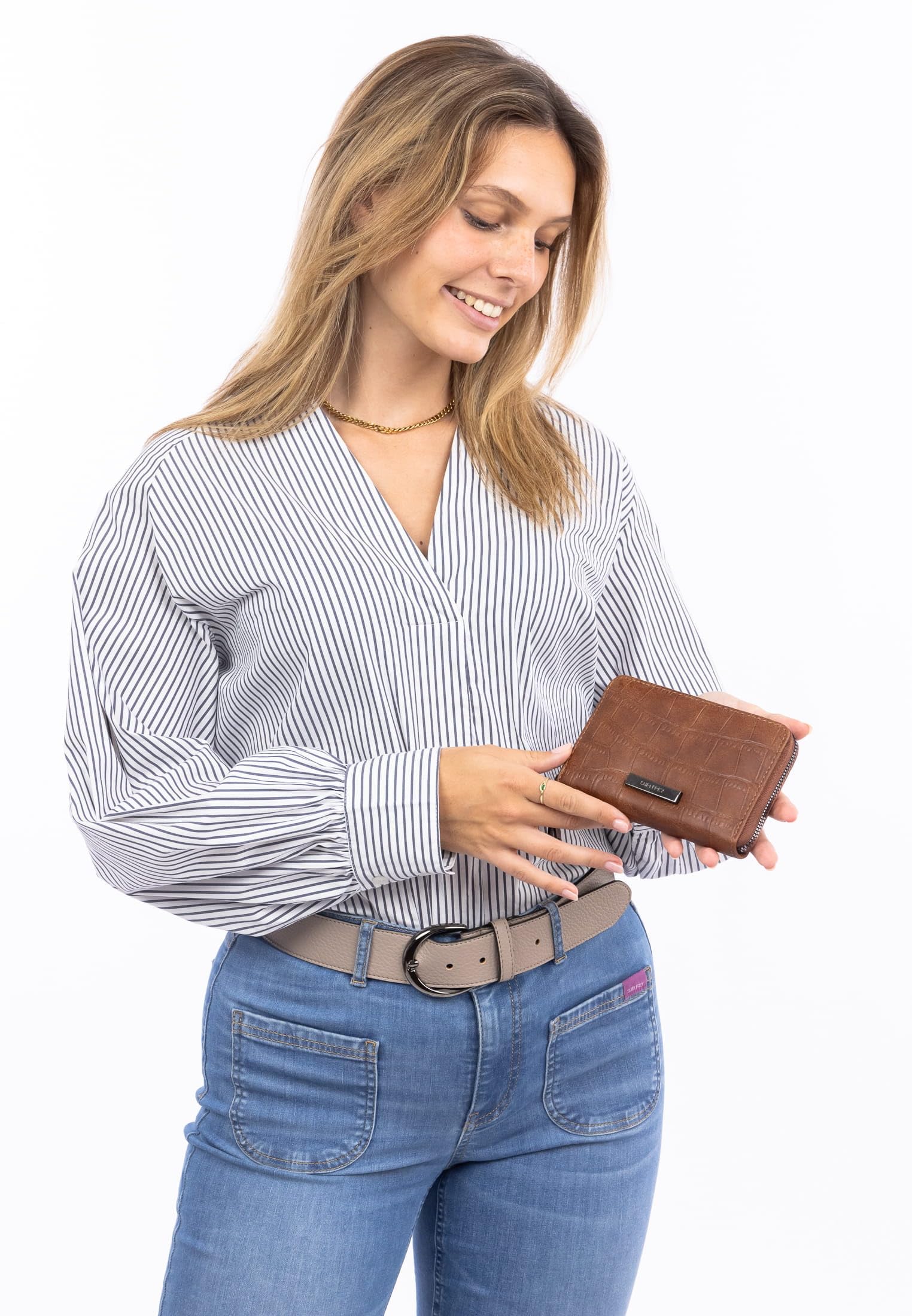 SURI FREY SFY Hadley Zip Around Wallet Geldbörse Cognac