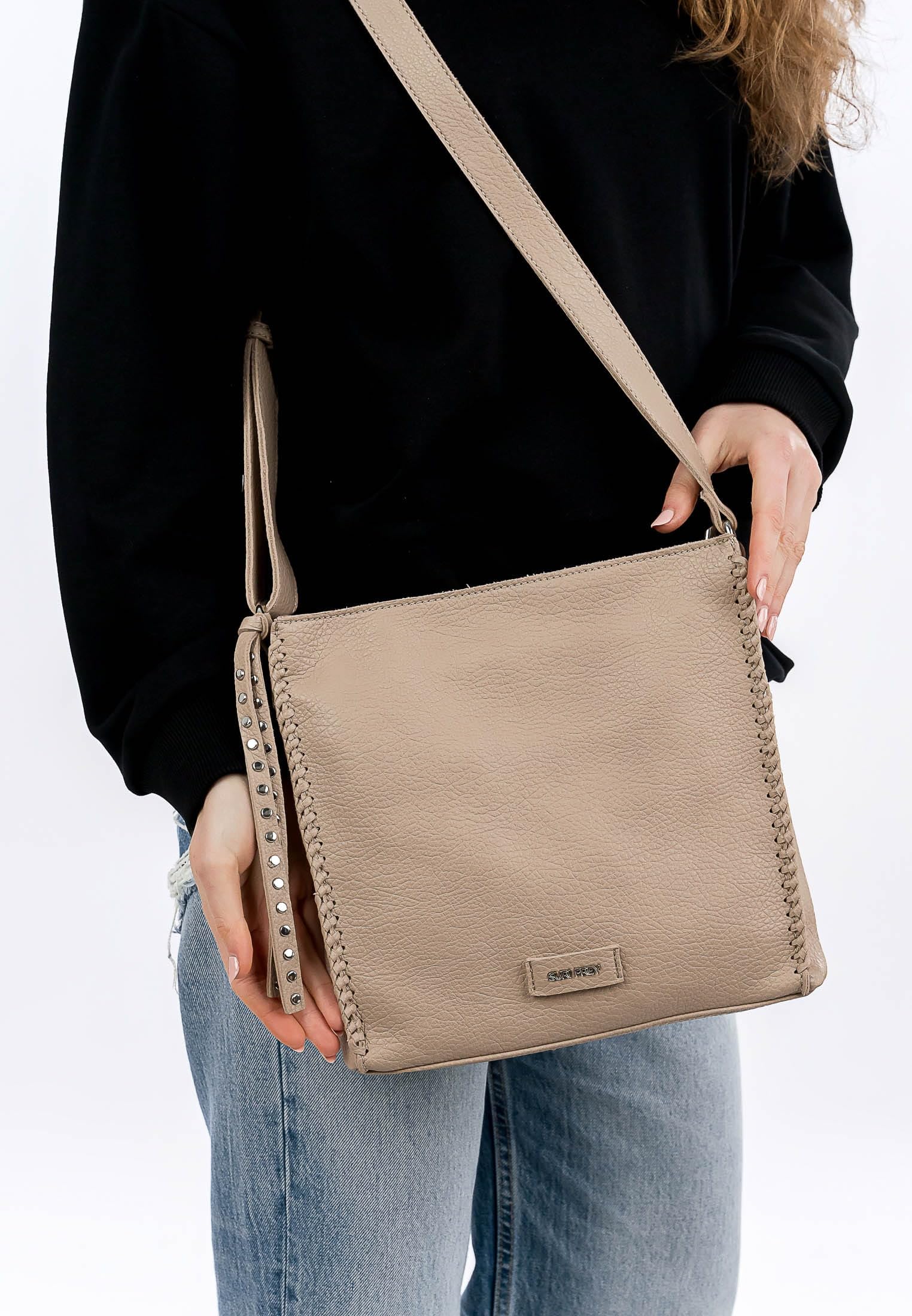 SURI FREY Franzy Crossover Bag Umhängetasche Sand verstellbar