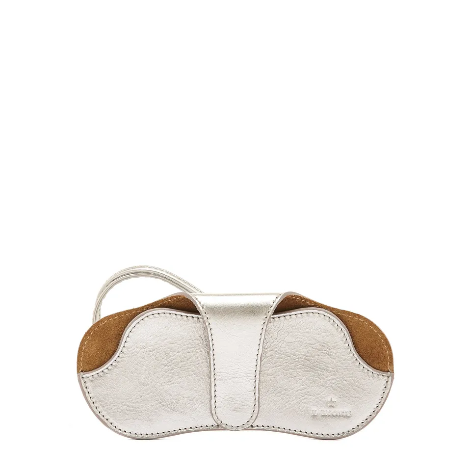 Il Bisonte Nina Brillenetui Silber Metallic-Leder