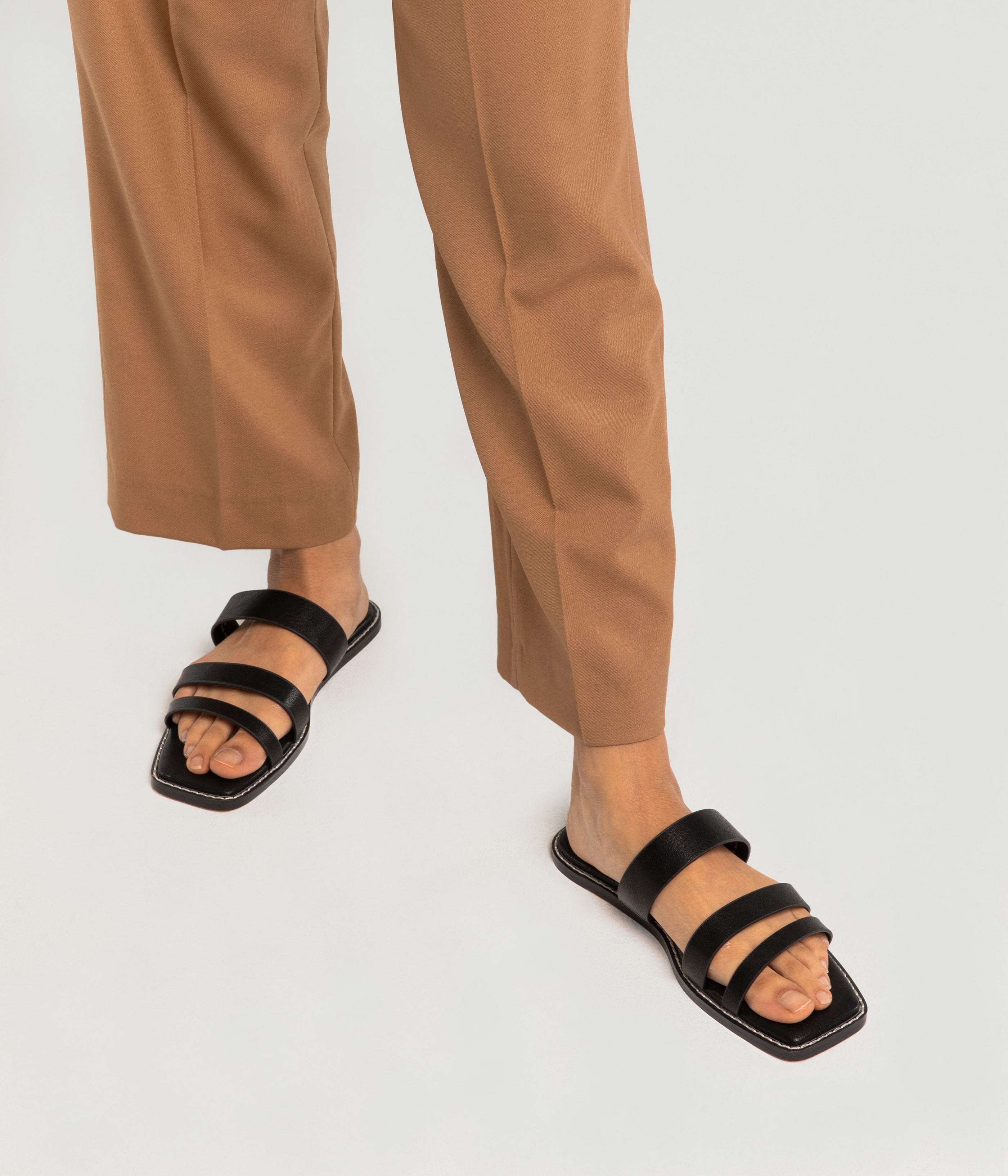 Matt & Nat Anzu Sandalen Damen Schwarz 38 vegan