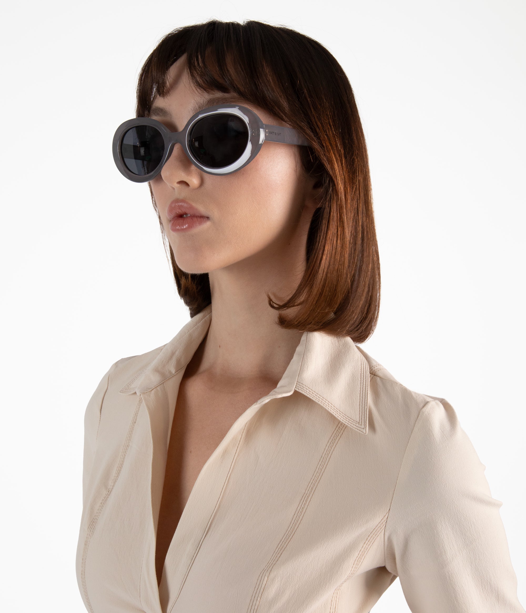 Matt & Nat Luna Aviator Sonnenbrille Grau recycelt