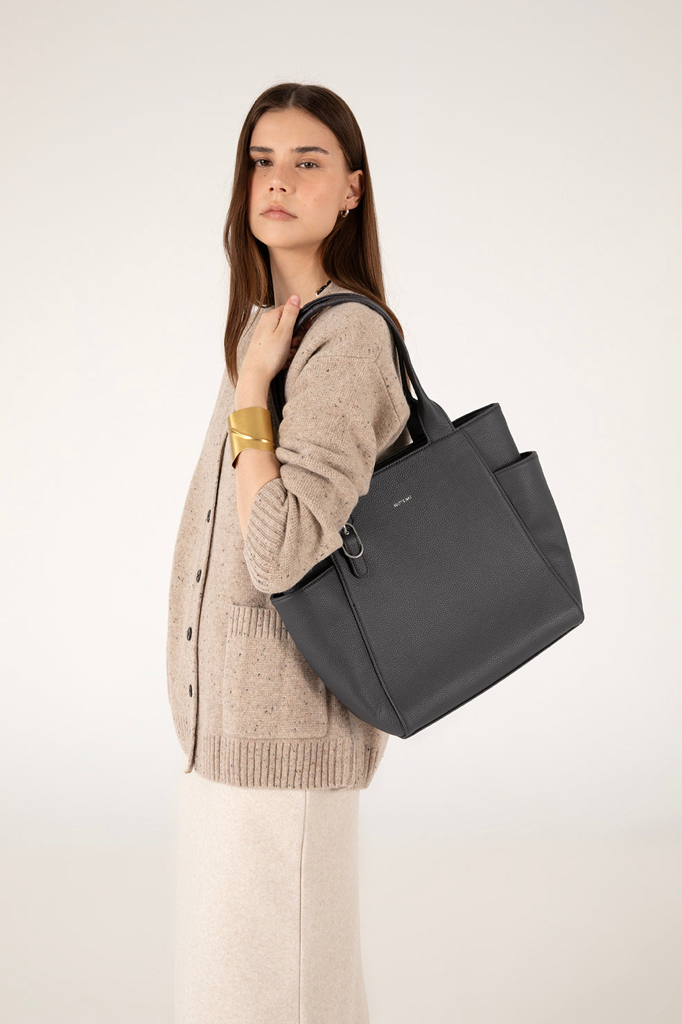 Matt & Nat Grain Iona Tote Schwarz 58% Recycling