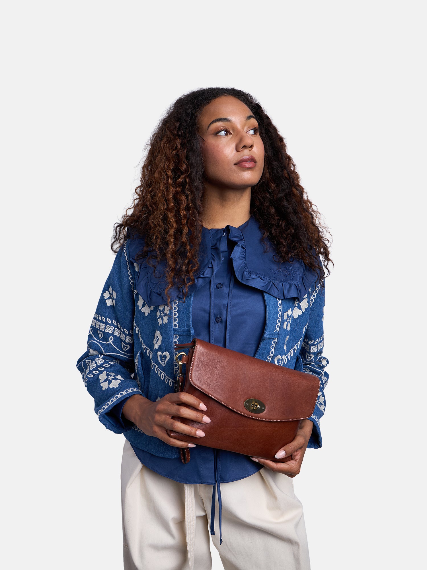 RE:DESIGNED Saya Umhängetasche Cognac Vollleder