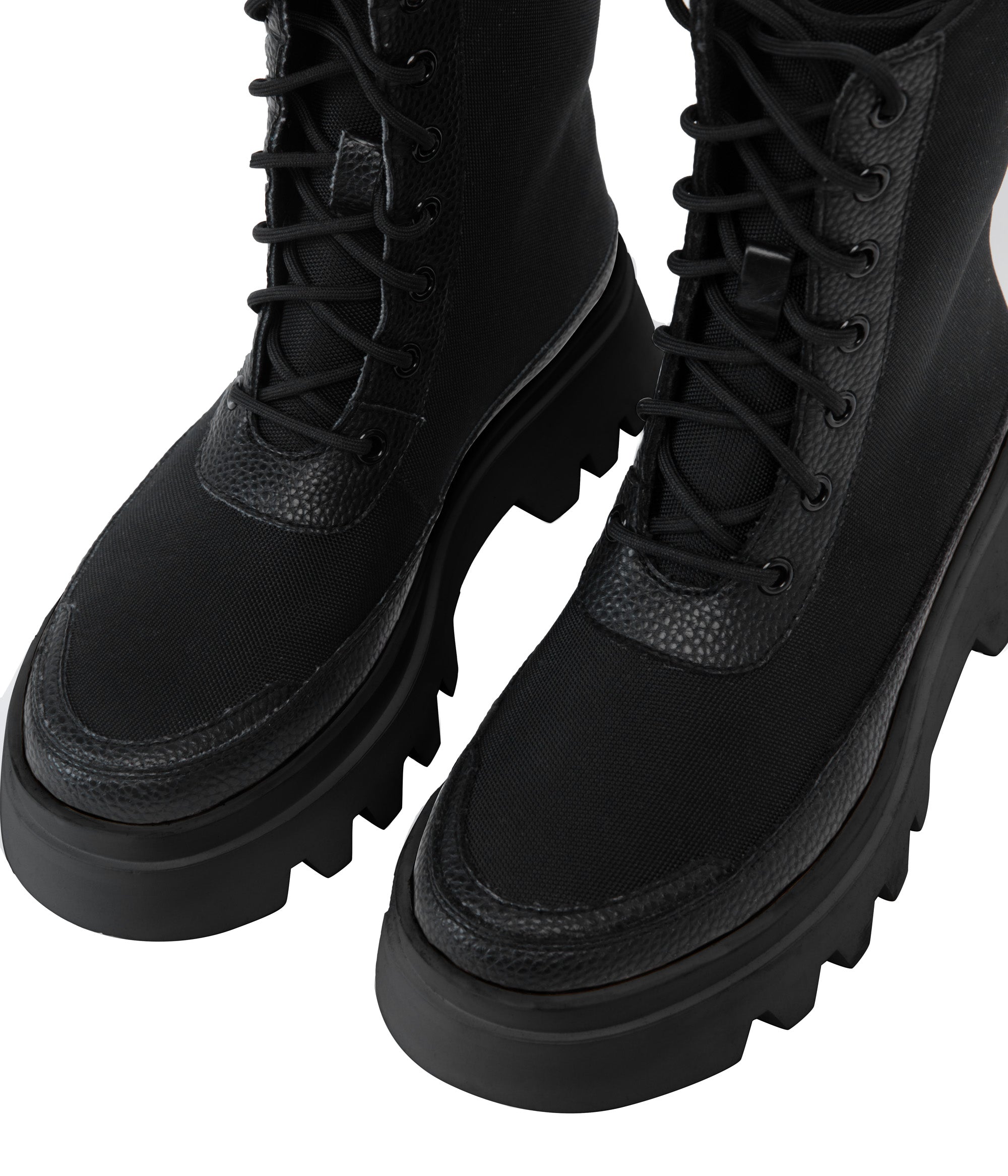 Matt & Nat Ovi Boots Schwarz Gr. 38 vegan chunky