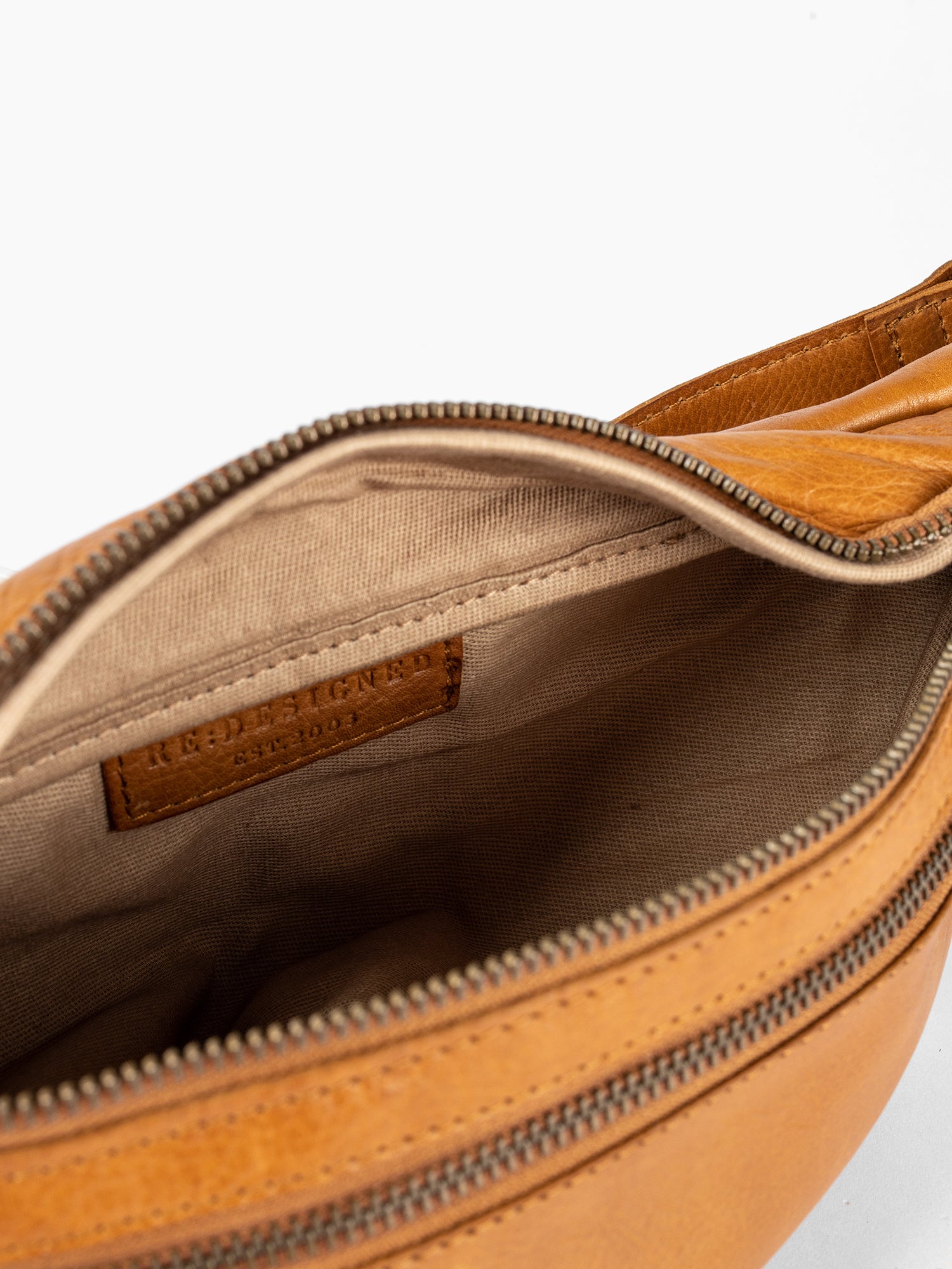 RE:DESIGNED Faust Urban 4875 Bauchtasche Burned Tan Leder